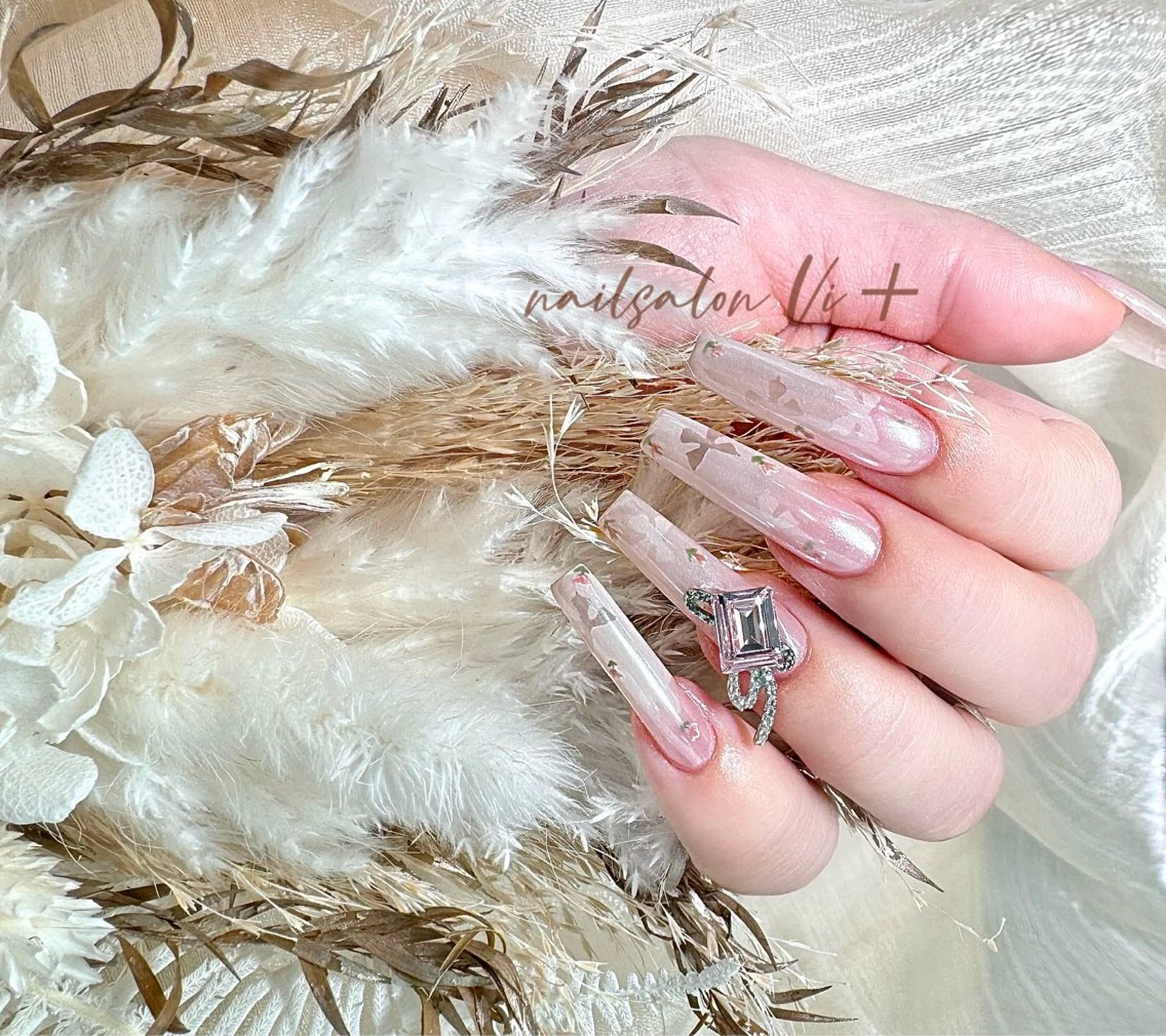 ネイル ハンドネイル ✨Nailsalon Vi+✨のネイルデザイン