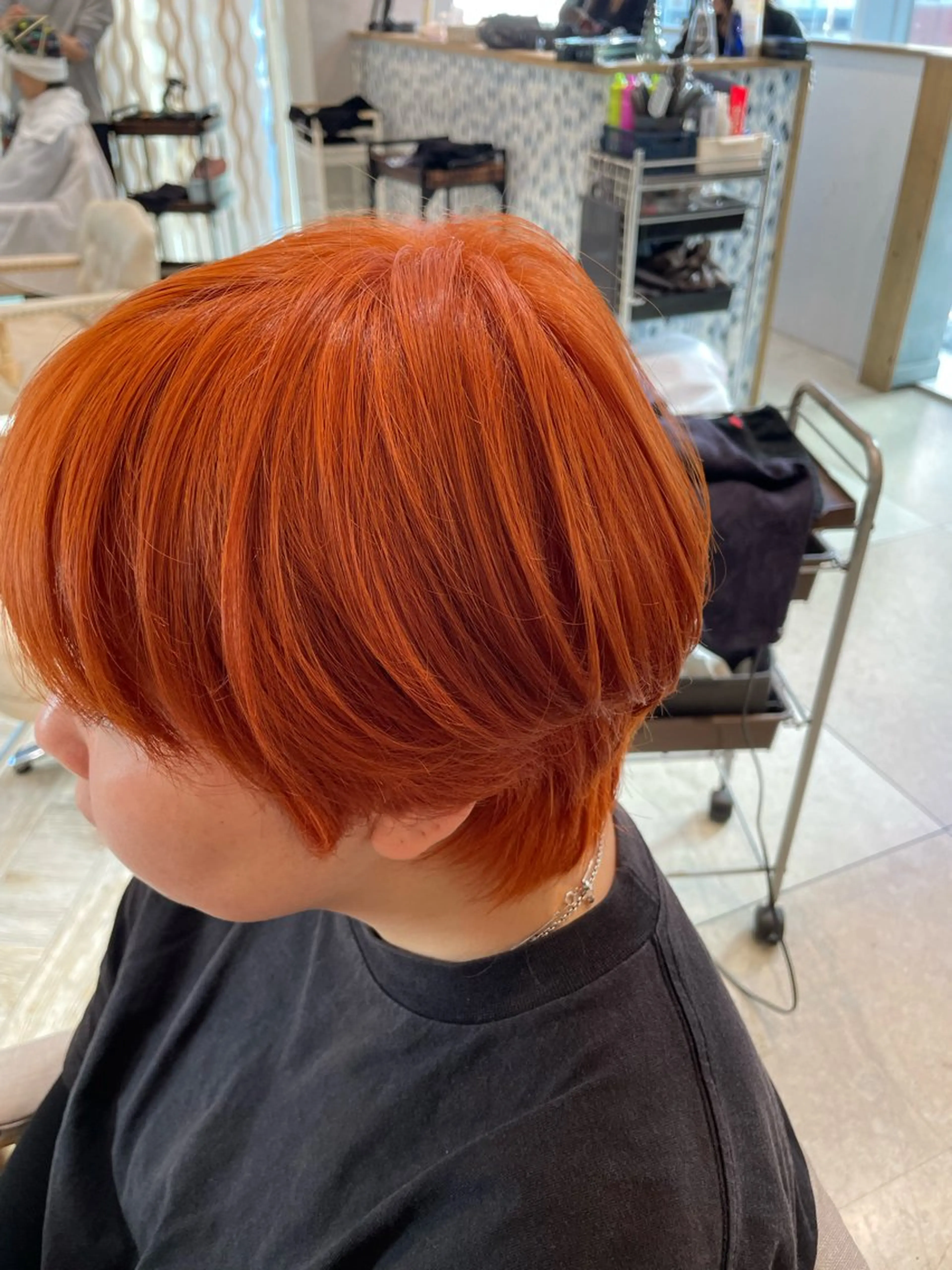 ショート カラー カット ヘアカラー 🌻あらしろ なつき🌻のヘアスタイル