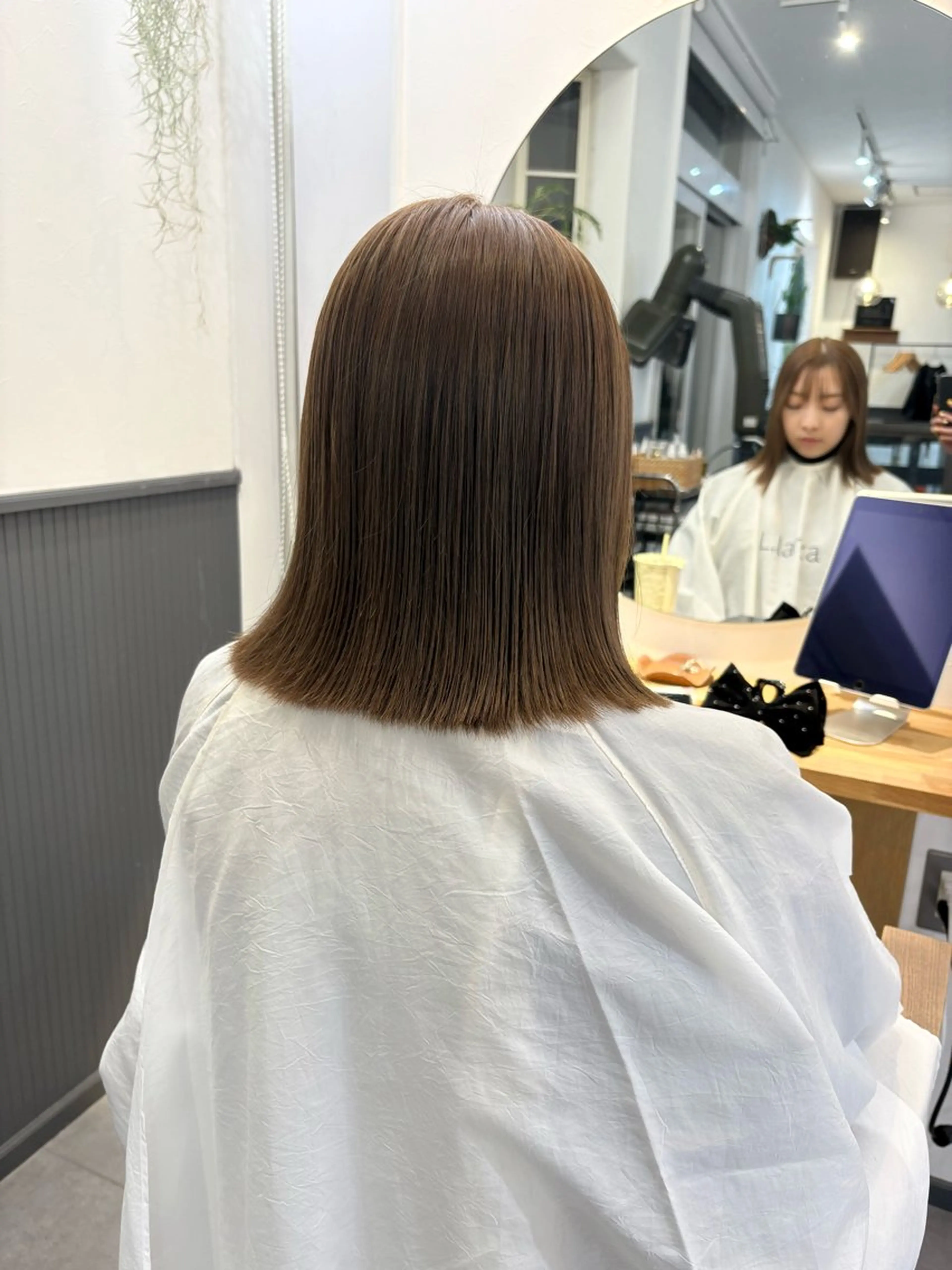 ミディアム カラー ベージュカラー ヘアカラー cupra所属・カワクボ ソラのヘアスタイル