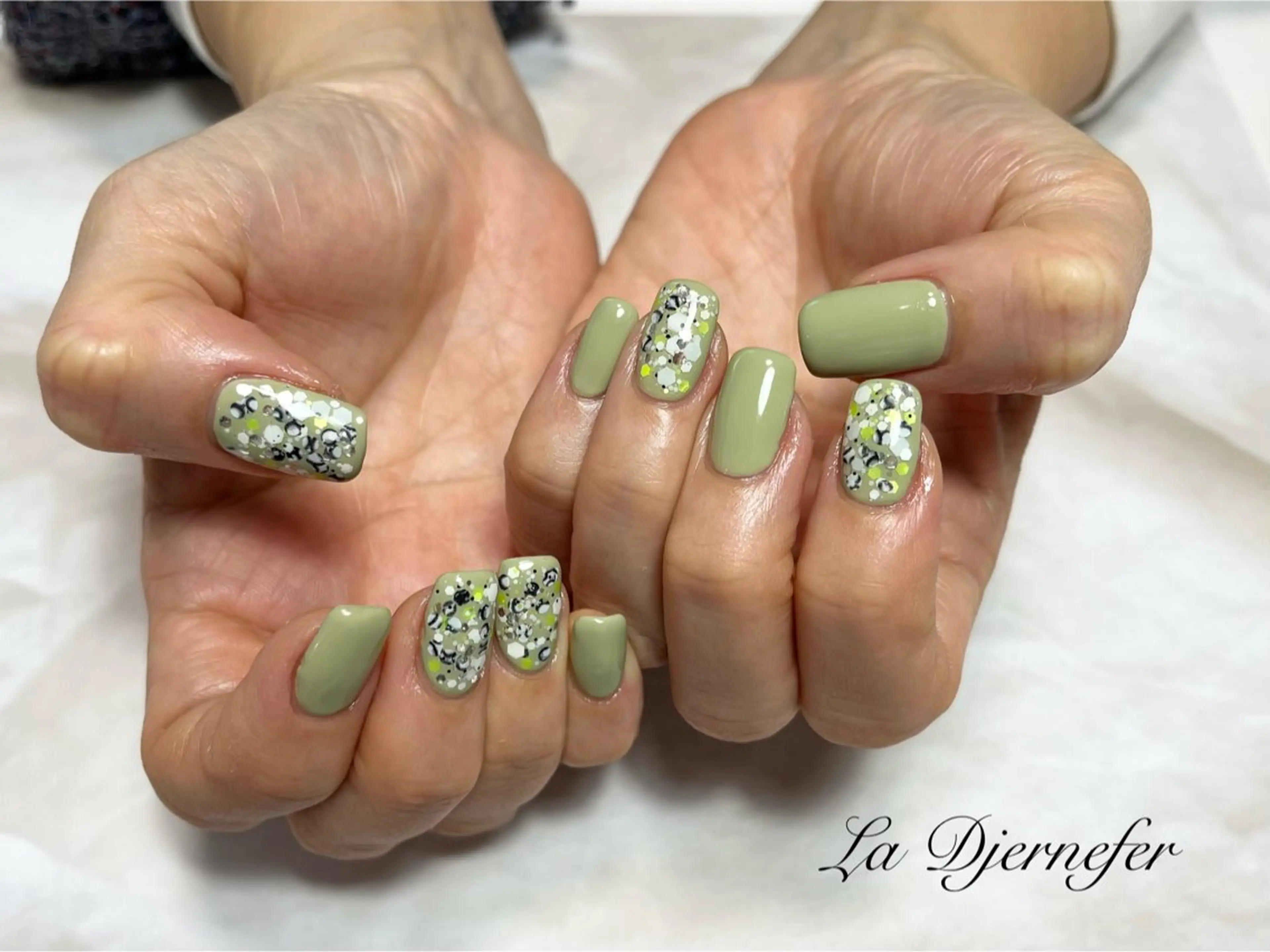 ネイル La  Djernefer所属・近藤 歌織のネイルデザイン