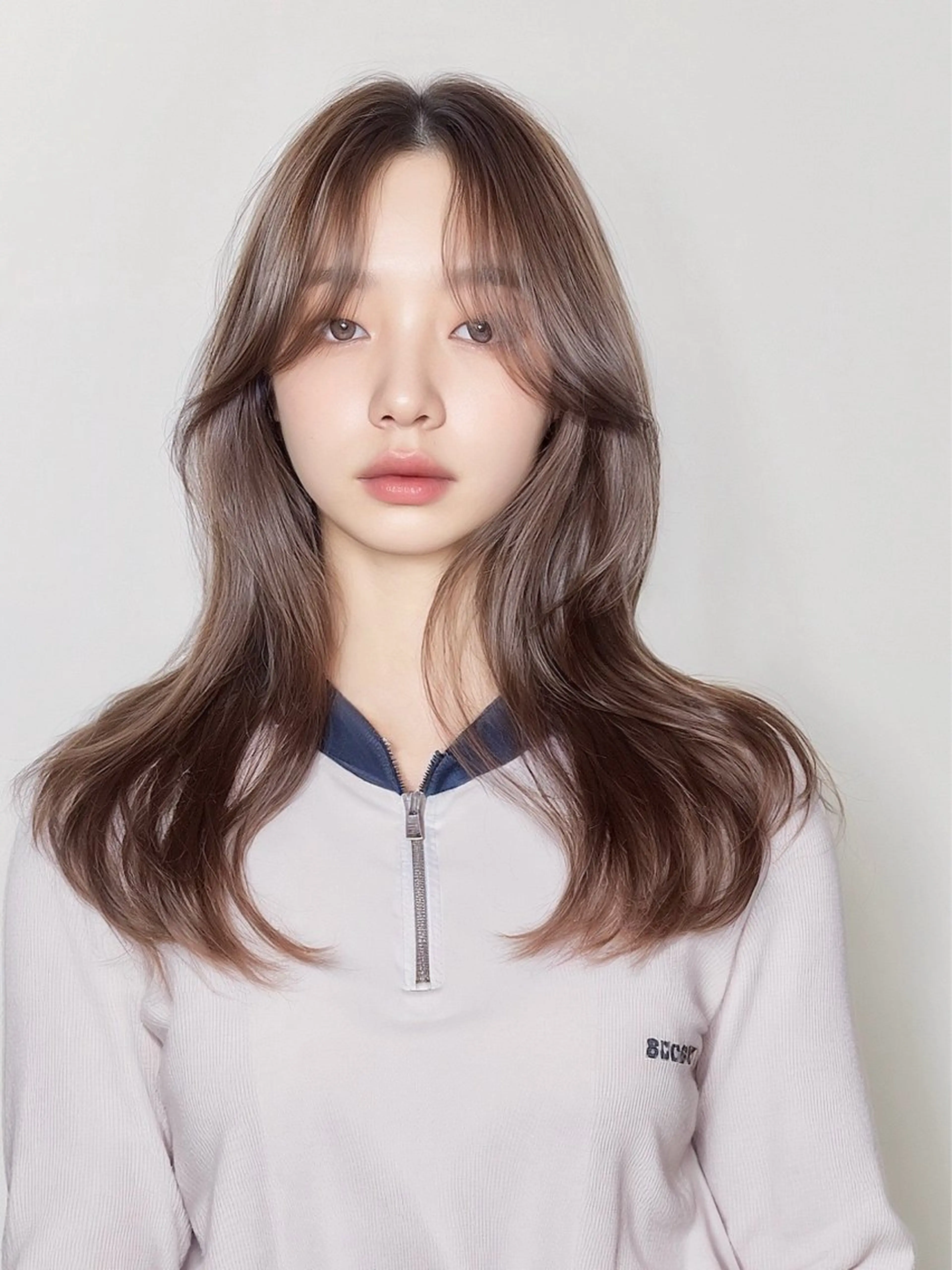 ミディアム ミディアムレイヤー ボブ くびれヘア 髪質改善 くびれレイヤー カット ヘアカラー トリートメント Day&Night所属・Day& Nightのヘアスタイル