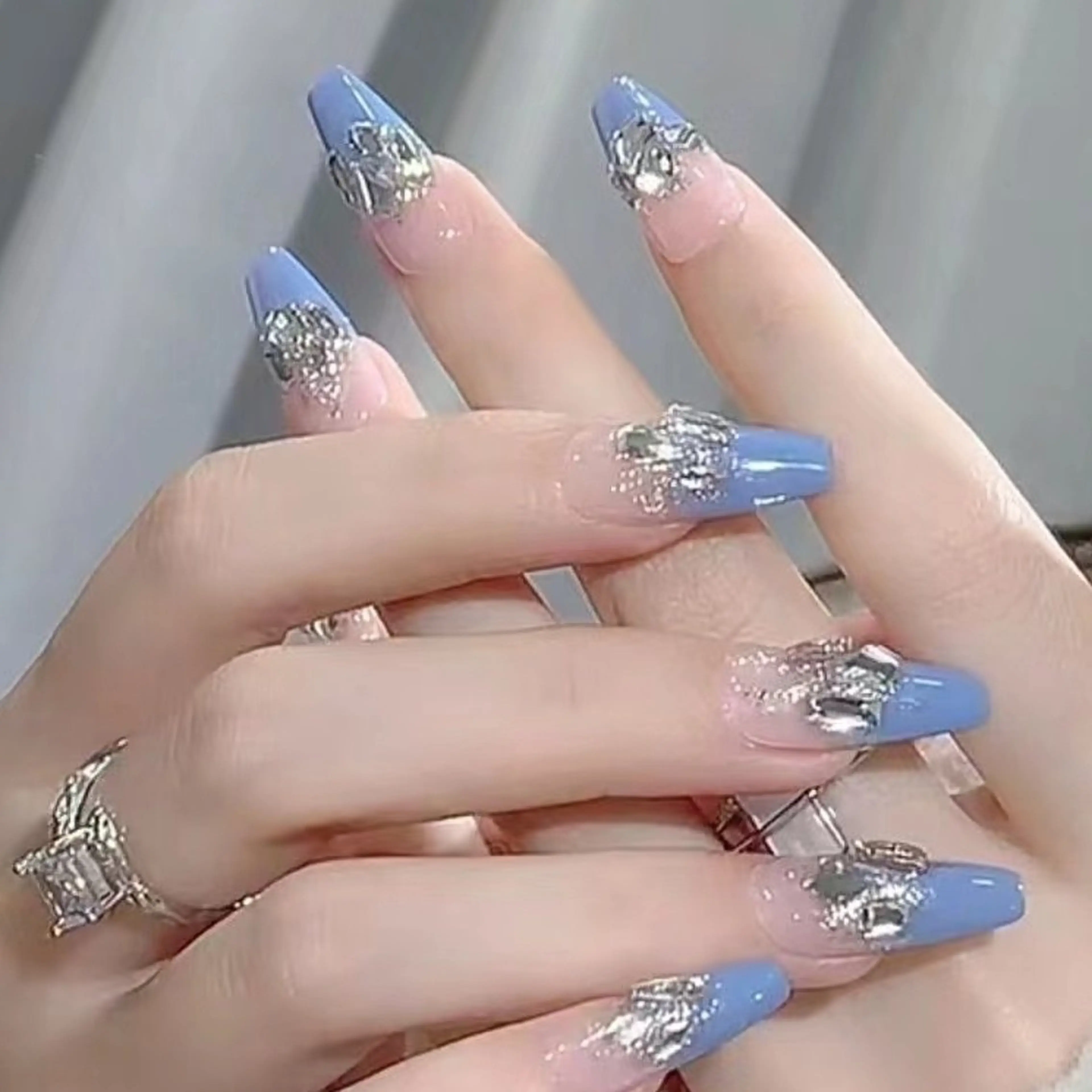 ネイル ハンドネイル ネイリストゆか💅 長さだし、深爪矯正のネイルデザイン