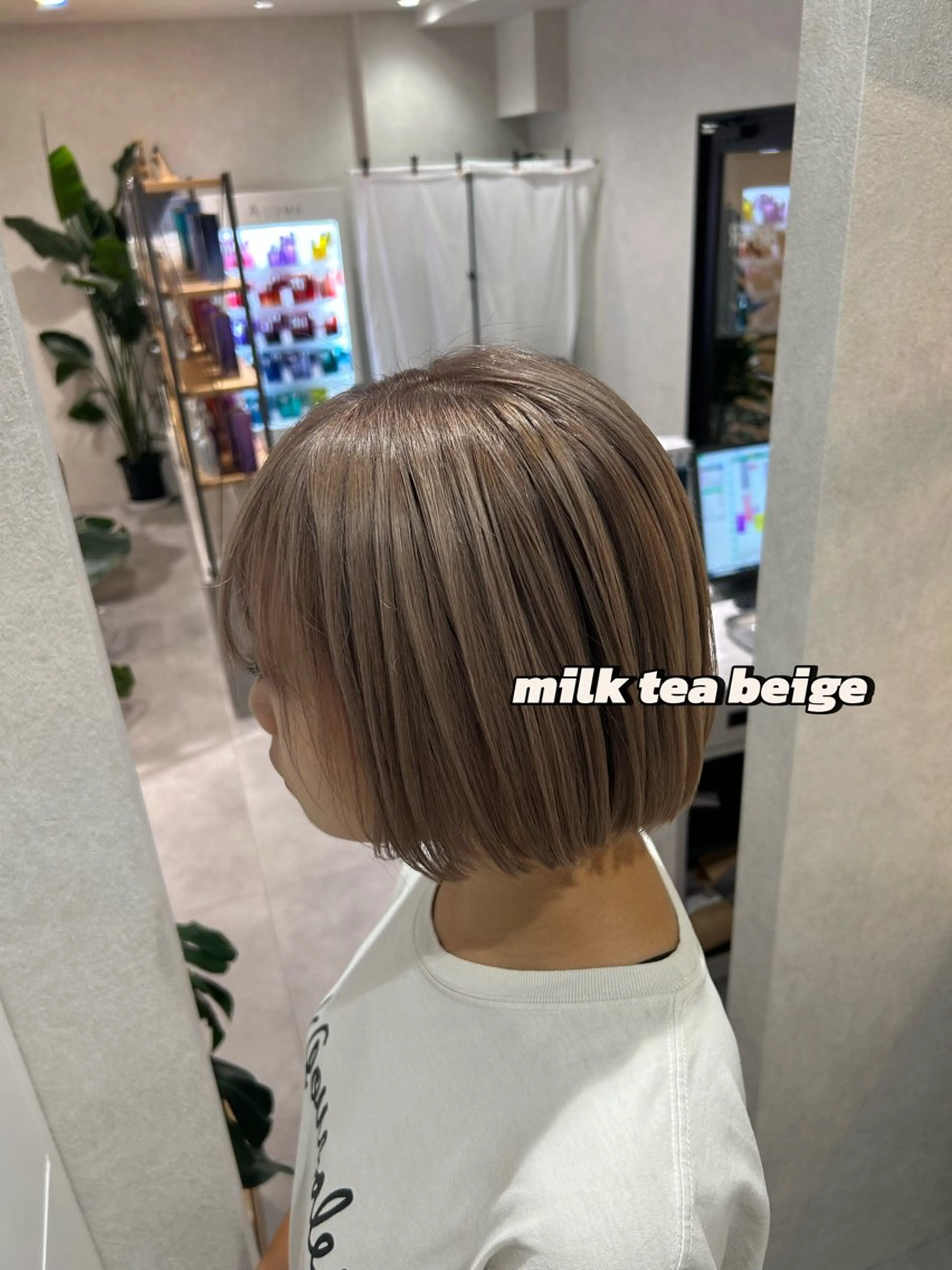 ショート ボブ ヘアカラー Hiiro/レイヤー /海外ヘアのヘアスタイル