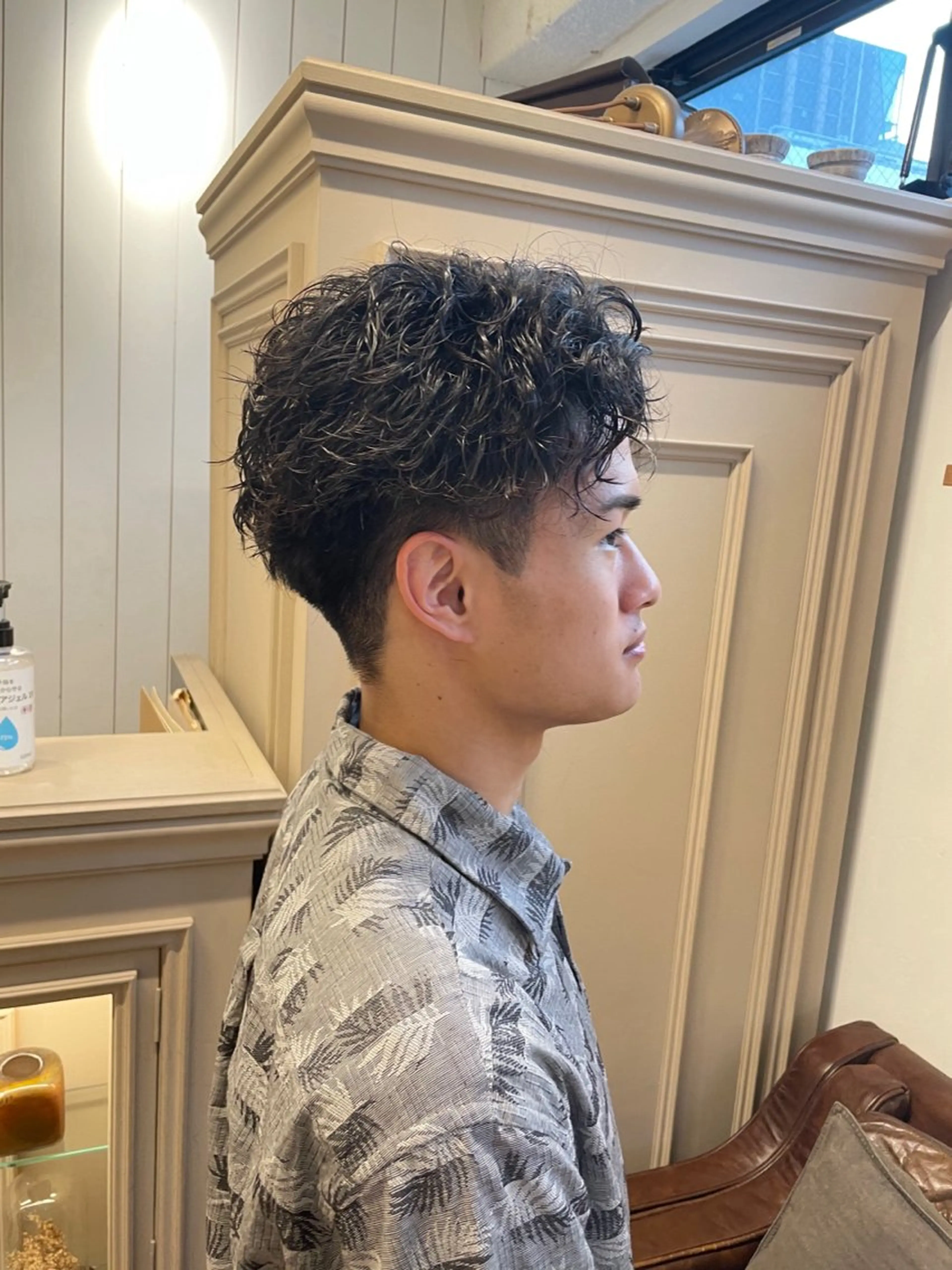 パーマ メンズ ミルクティー× グレージュMOMOのヘアスタイル