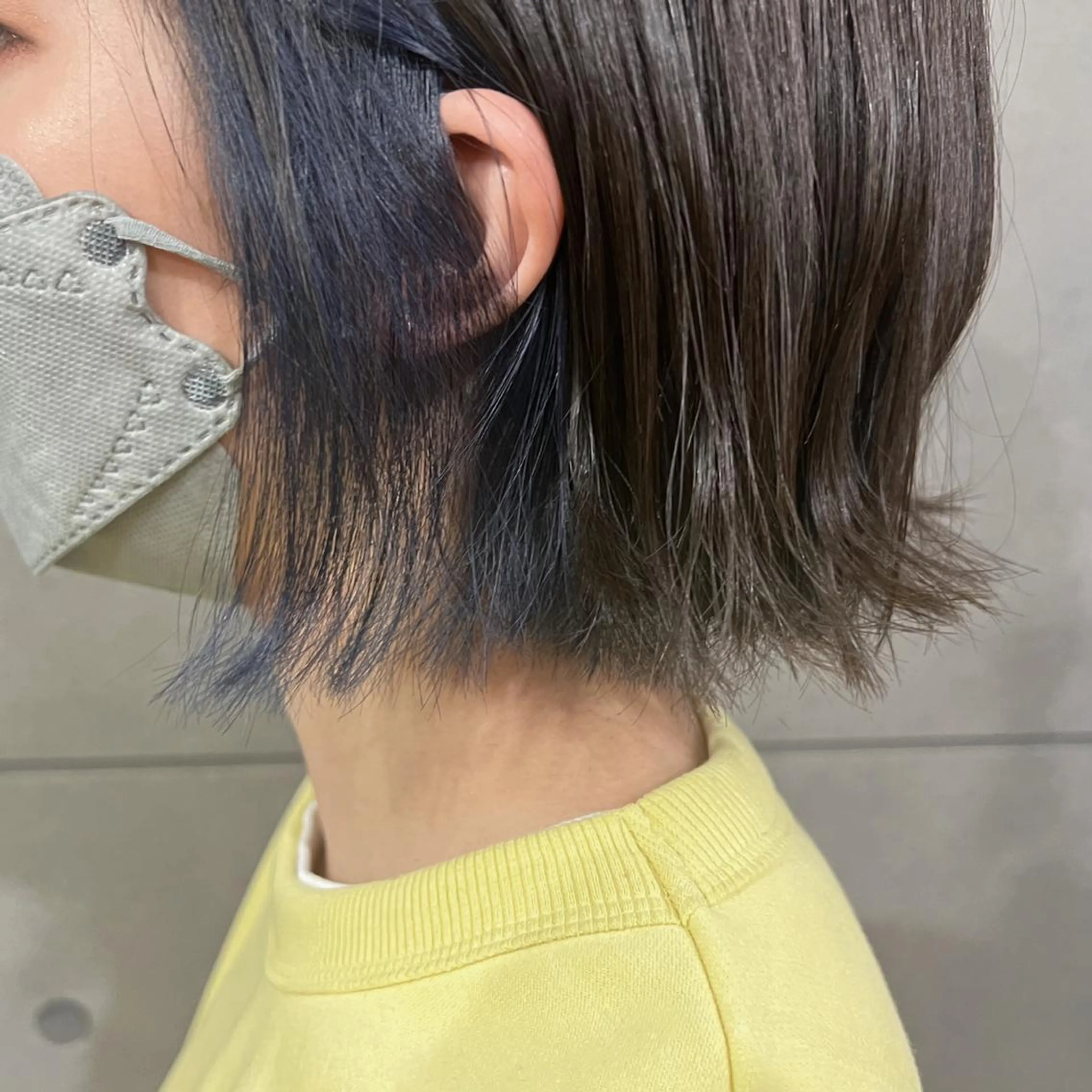 ショート カラー ヘアアレンジ グレージュ インナーカラー ネイビーカラー 暗髪カラー🫐パーマ おくだりんかのヘアスタイル