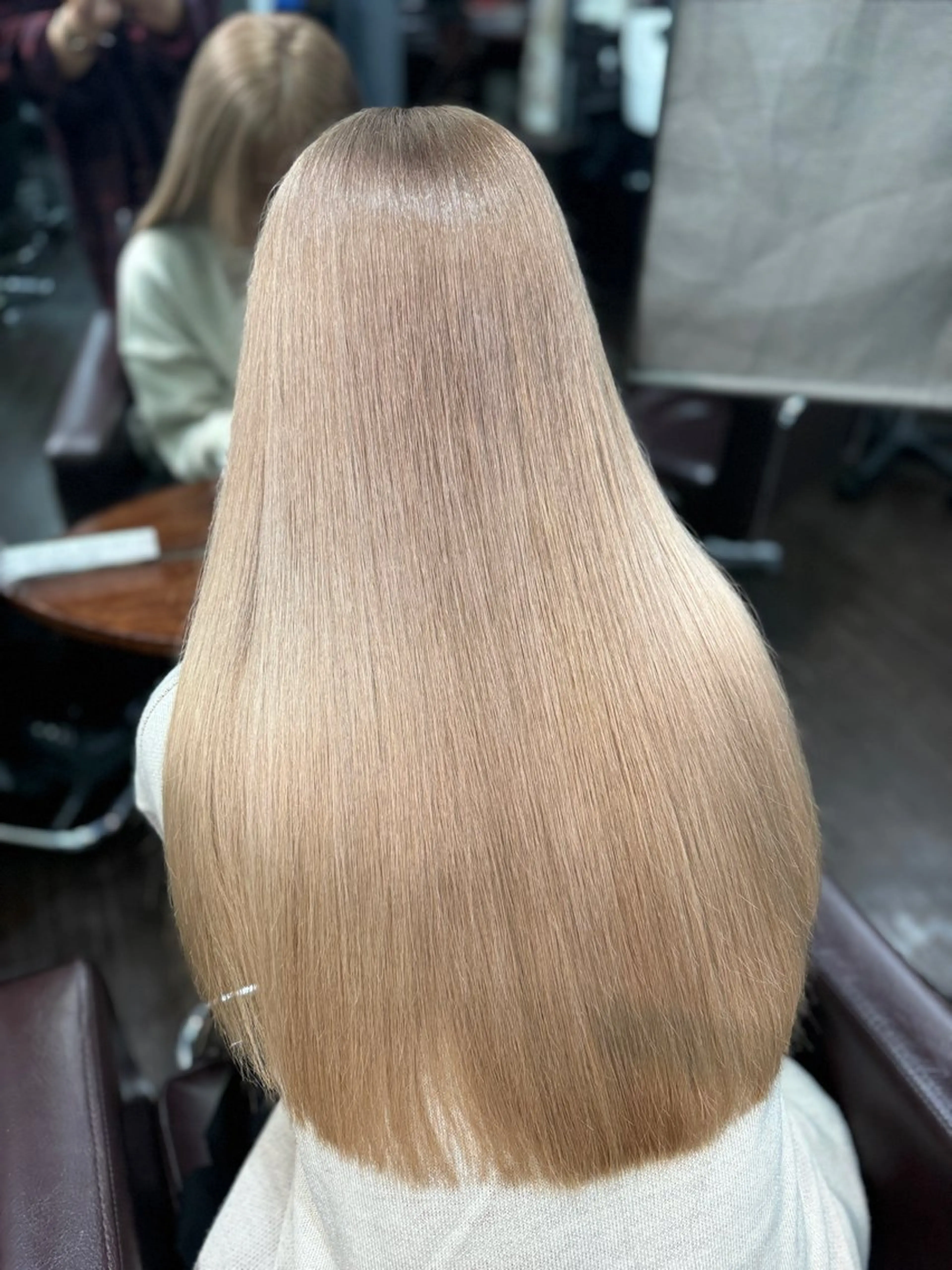 ロング chloe 【クロエ】のヘアスタイル