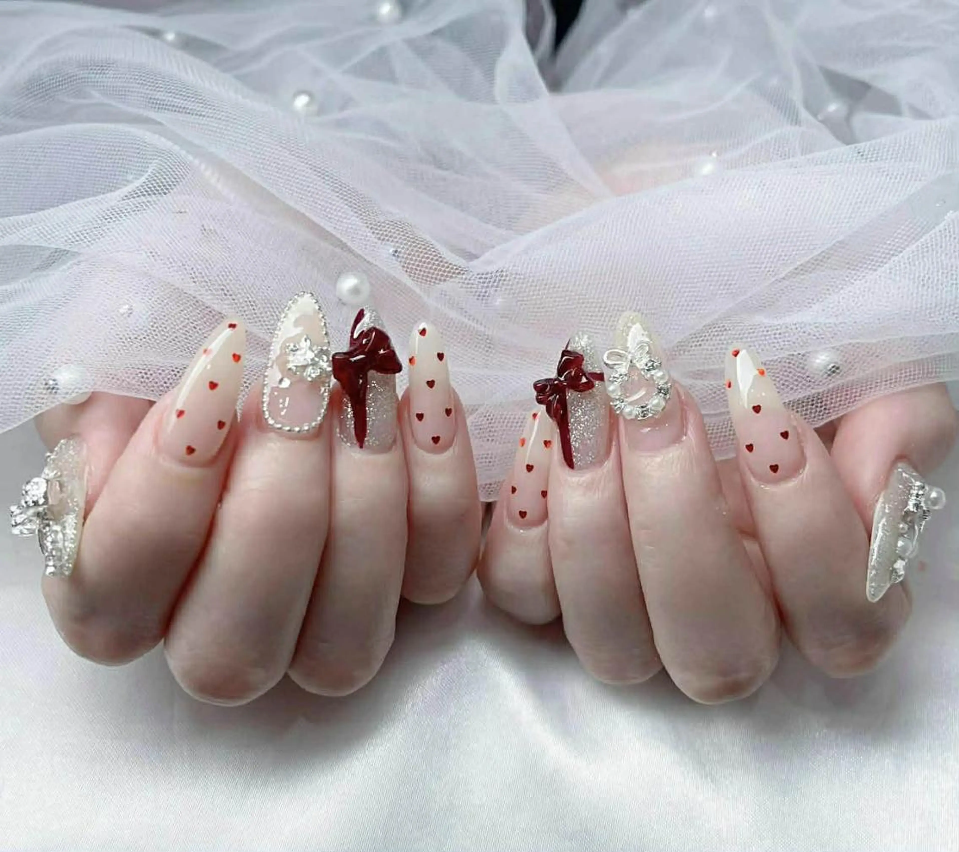 ロング カラー ベージュカラー グラデーションカラー ピンクカラー 韓国風ヘア Bling Salonのネイルデザイン