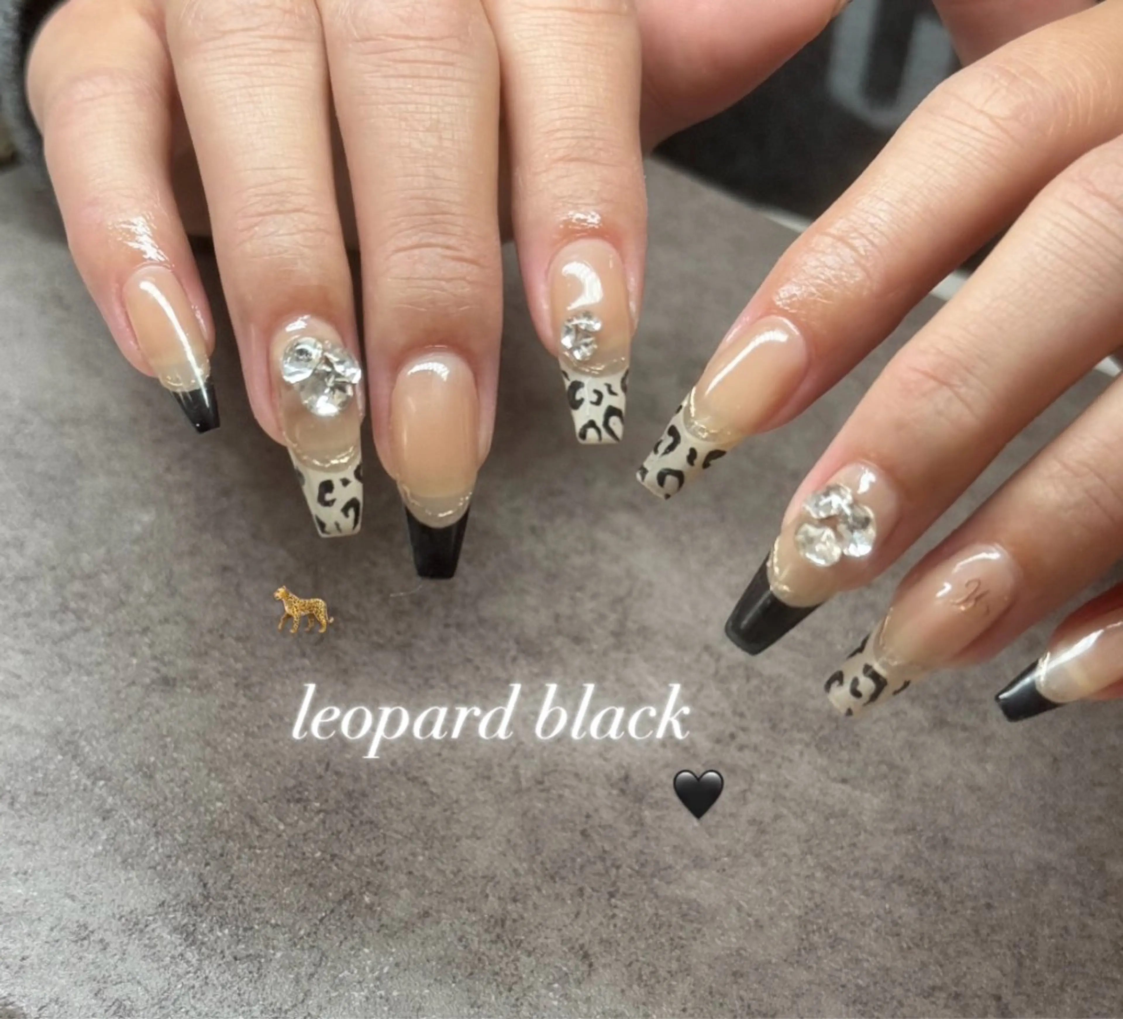 ネイル salon bell （NOA）♡ྀིのネイルデザイン