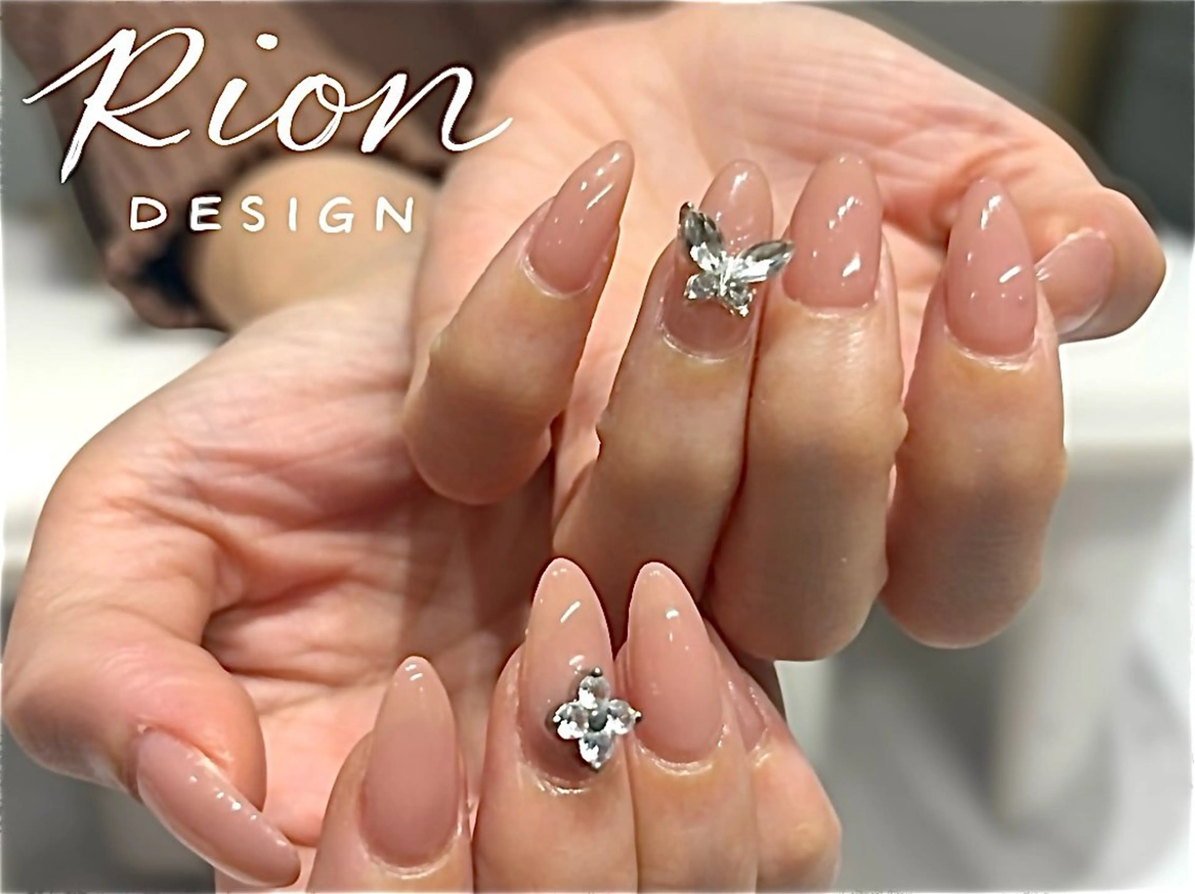 ネイル Bibi所属・石橋 梨音のネイルデザイン