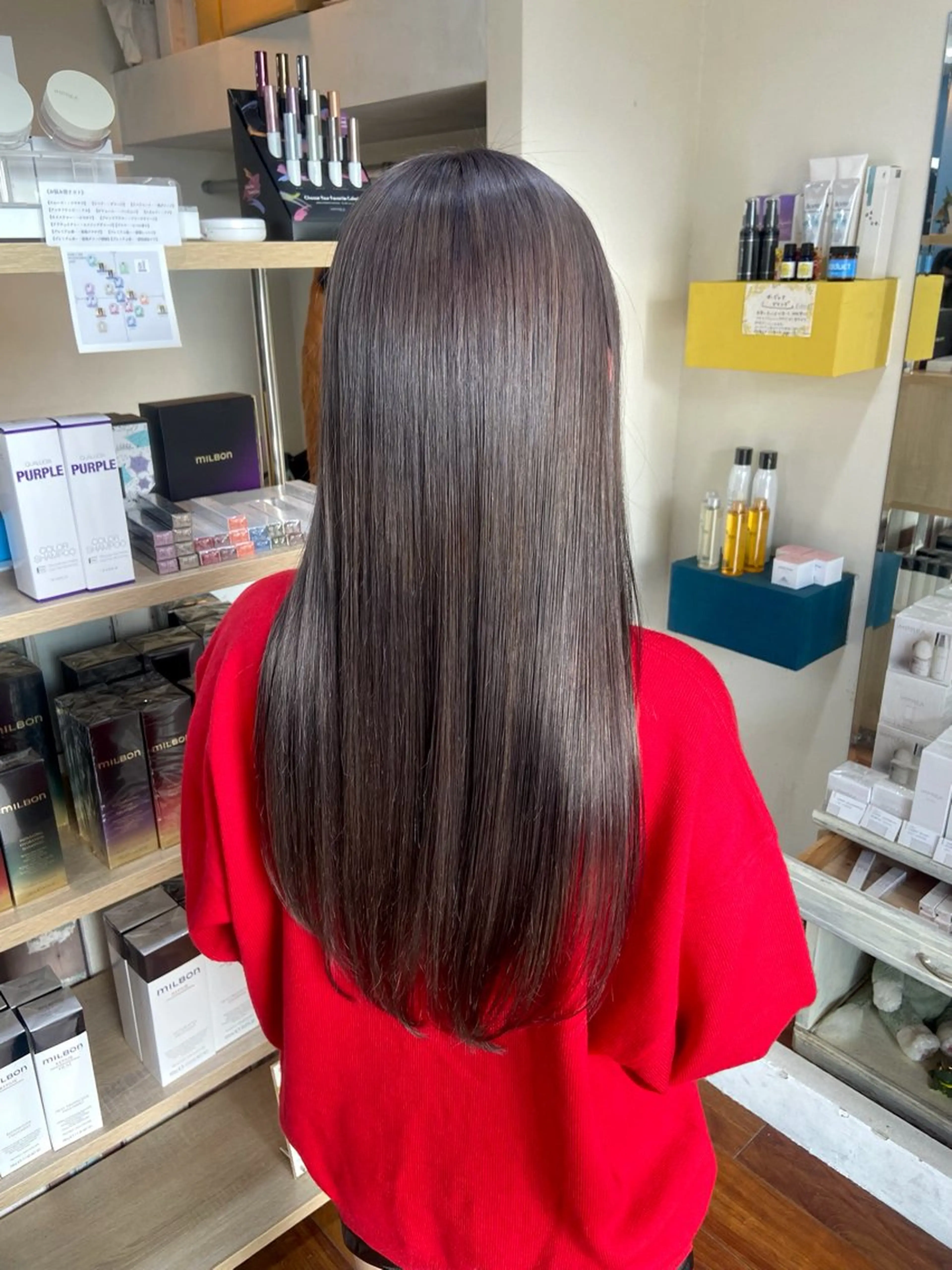 ロング カラー アッシュ 透明感カラー グレージュ 髪質改善 ロング カット ヘアカラー 髪質改善/ストレート /透明感/西川奈穂のヘアスタイル