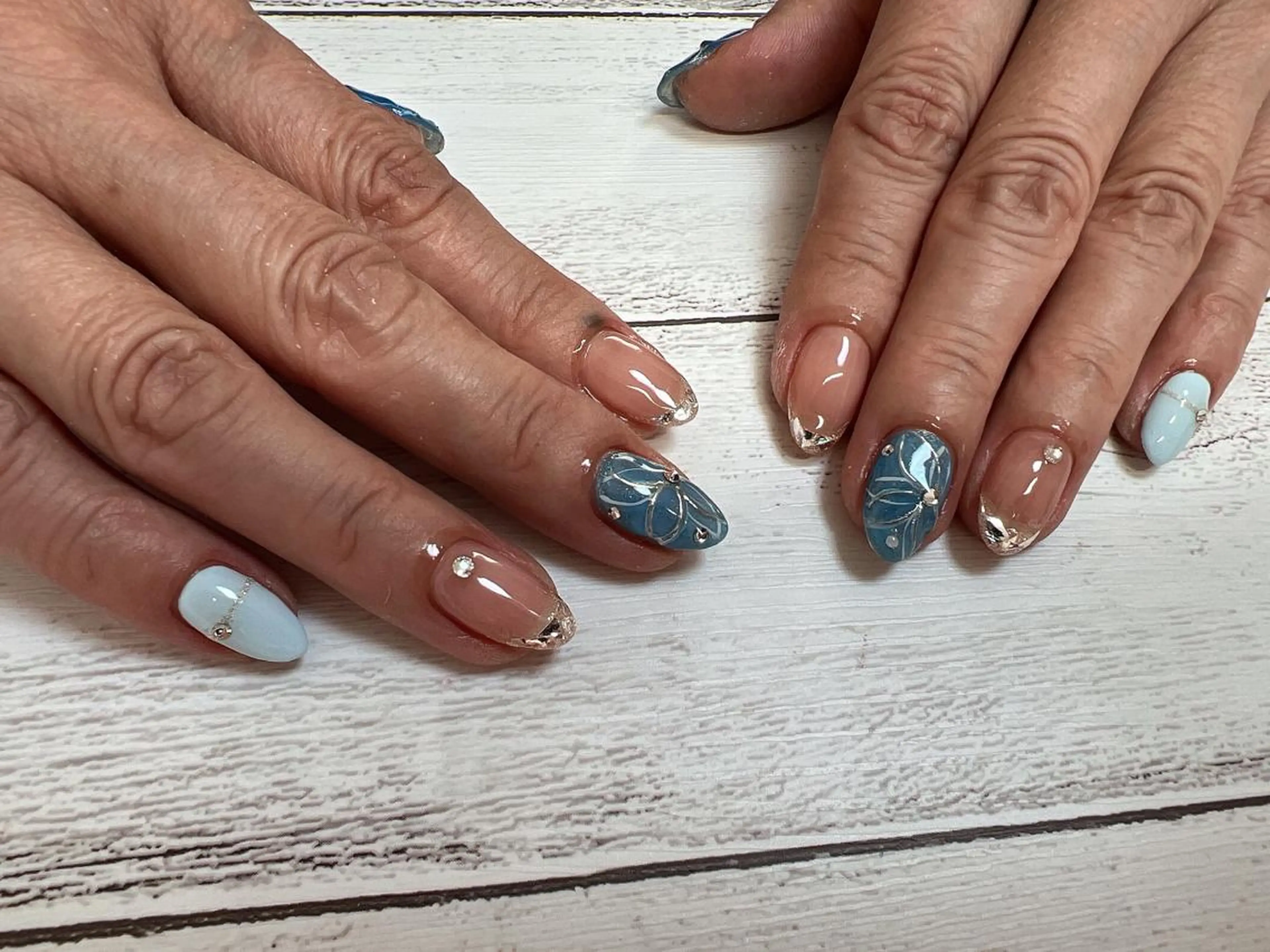 ネイル ハンドネイル Lavish nailのネイルデザイン