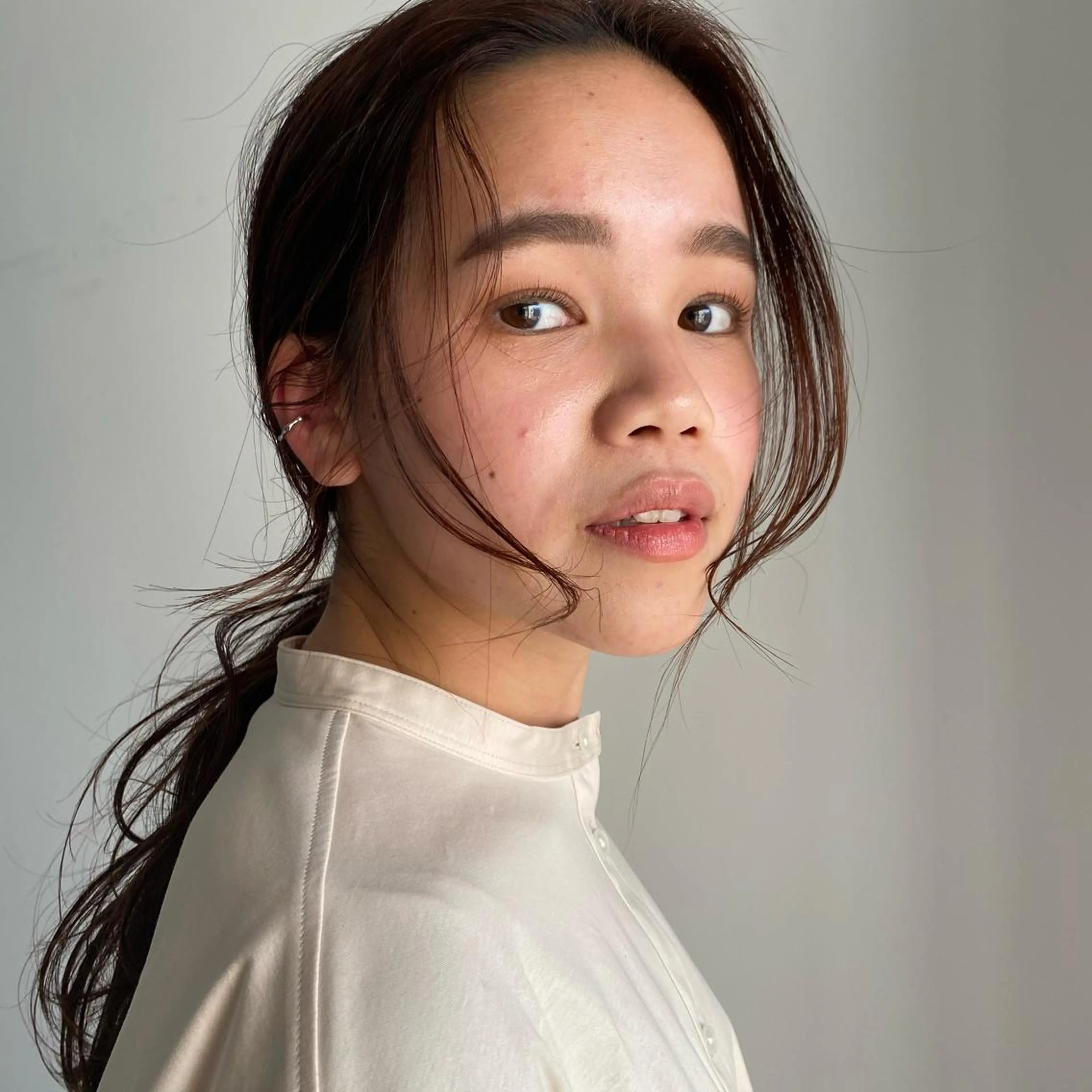 セミロング カラー THE DAY所属・AKI HASHIMOTOのヘアスタイル