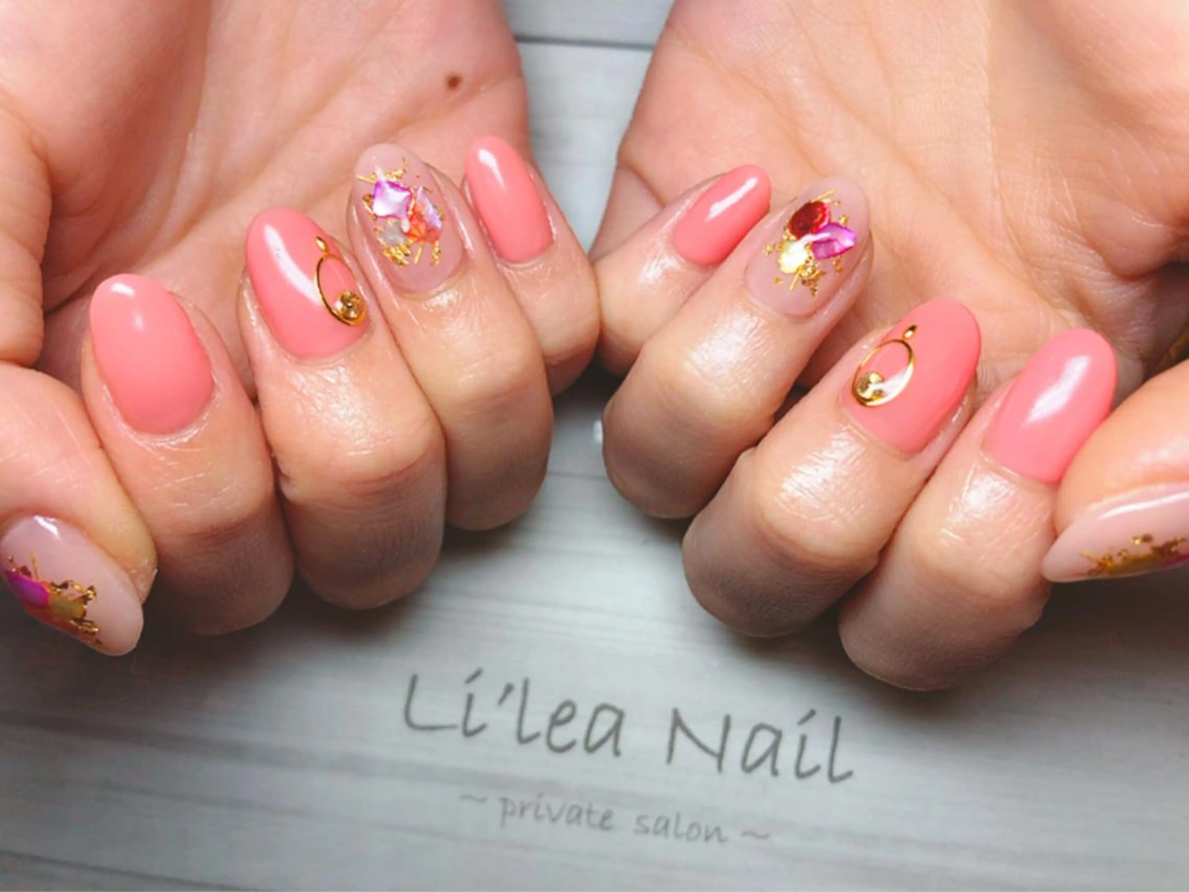 ネイル Li'leaNail AINAのネイルデザイン