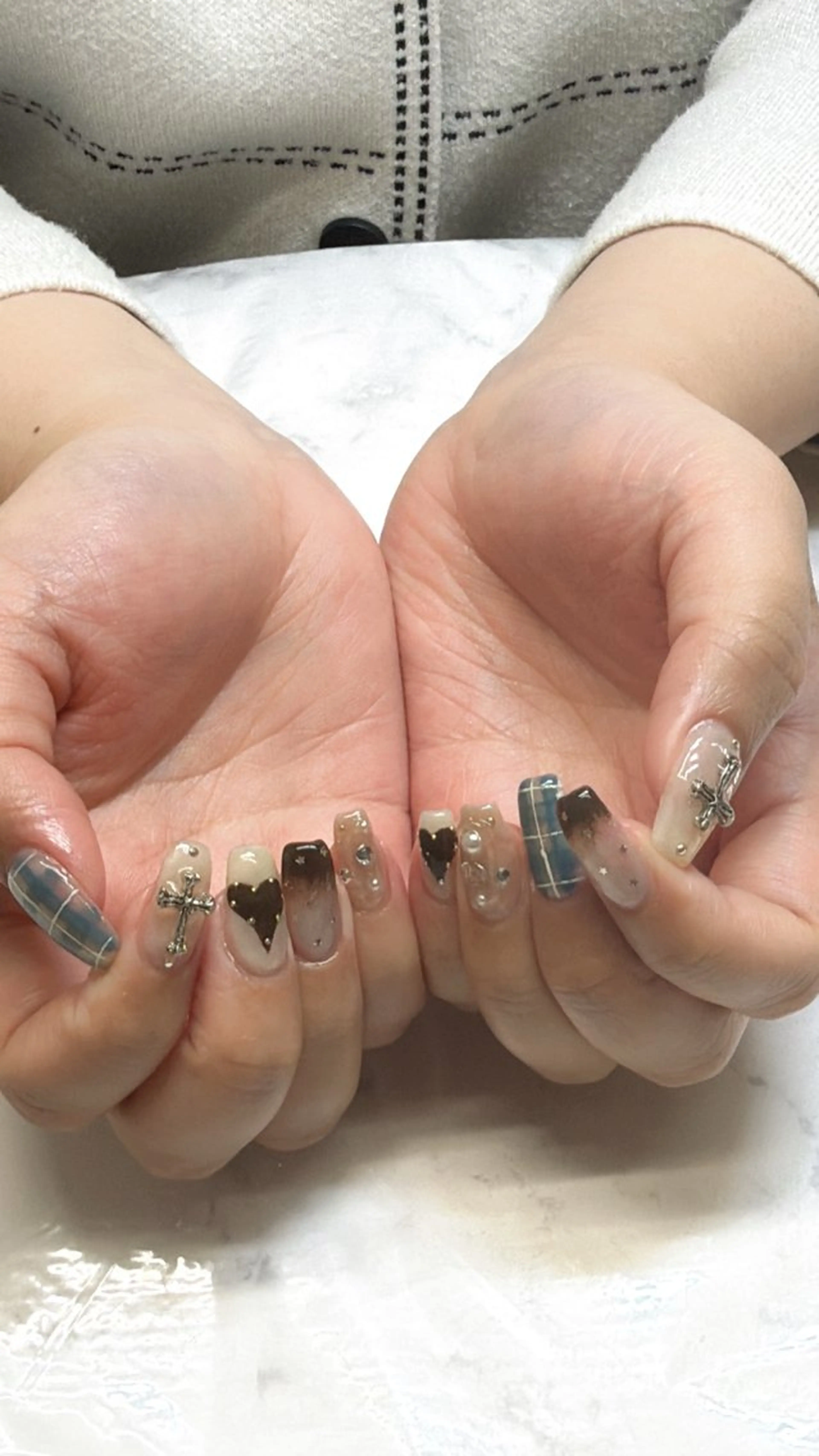 ネイル 💎Guarendo💎錦糸町店所属・✨アン ミユ✨のネイルデザイン