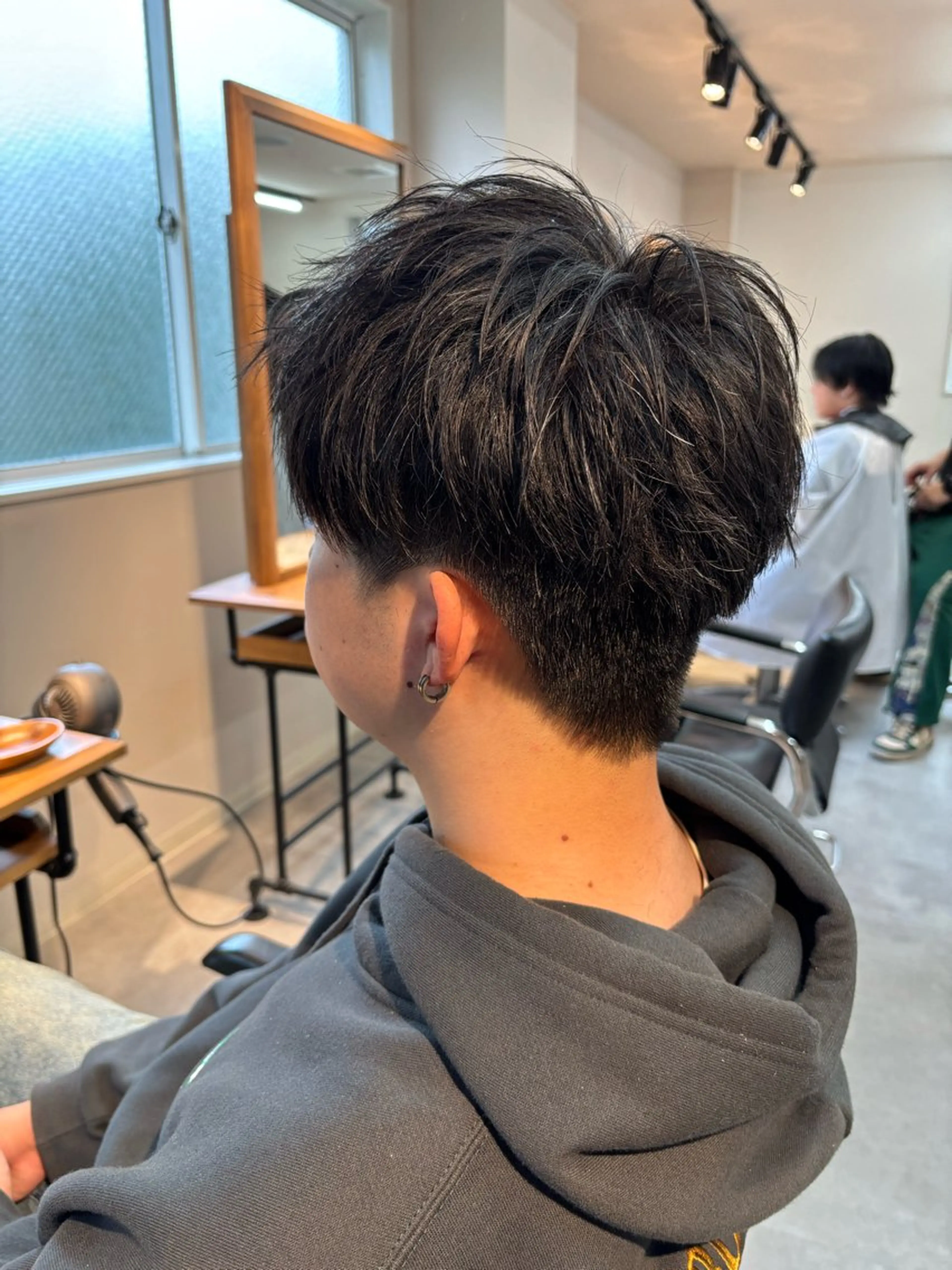 メンズ メンズショート カット フェザーパーマ/韓国 /メンズカット保立のヘアスタイル