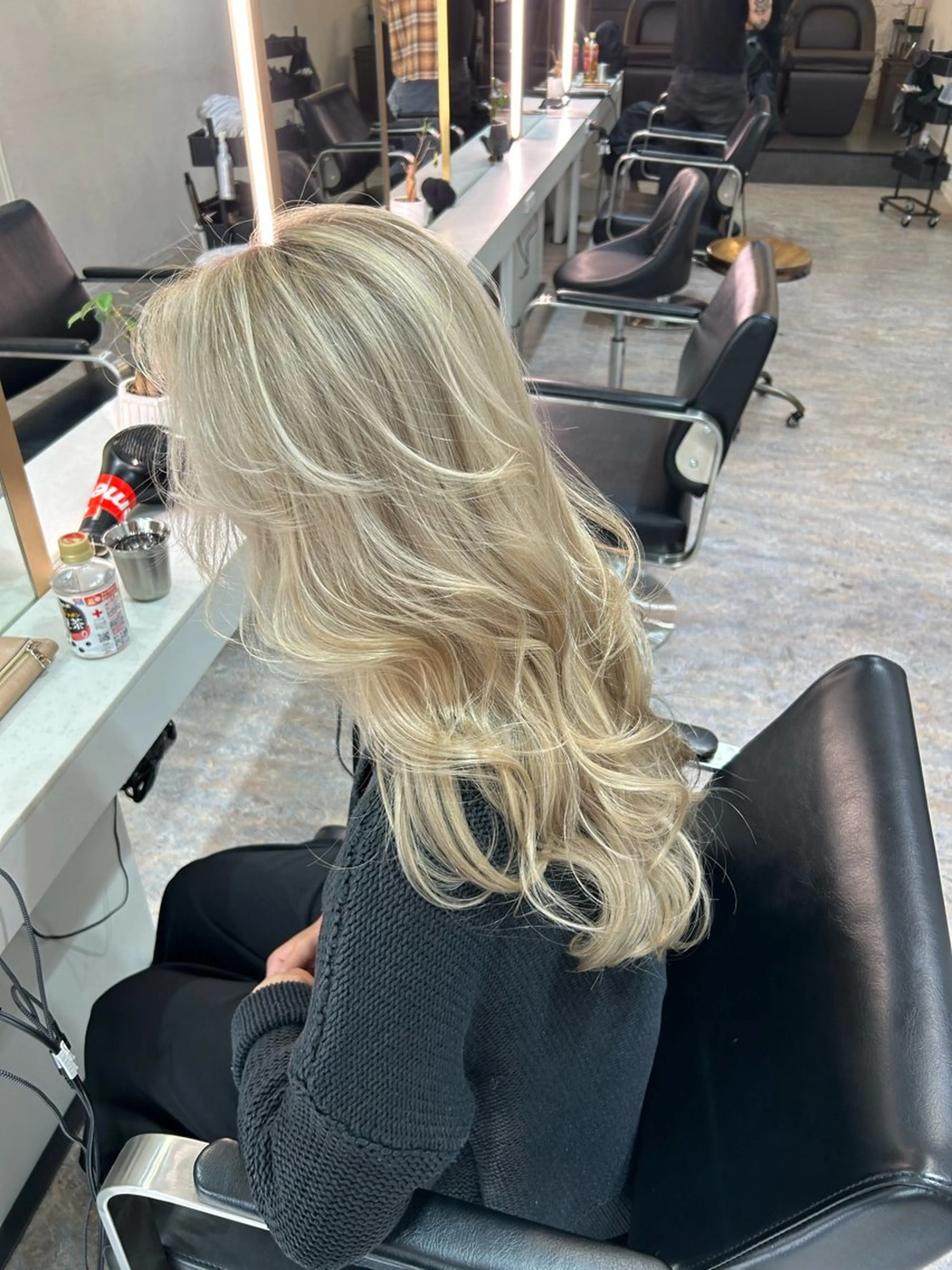 ロング カラー ハイライトカラー ハイライト ヘアカラー レイヤーカット BLend 渋谷のヘアスタイル