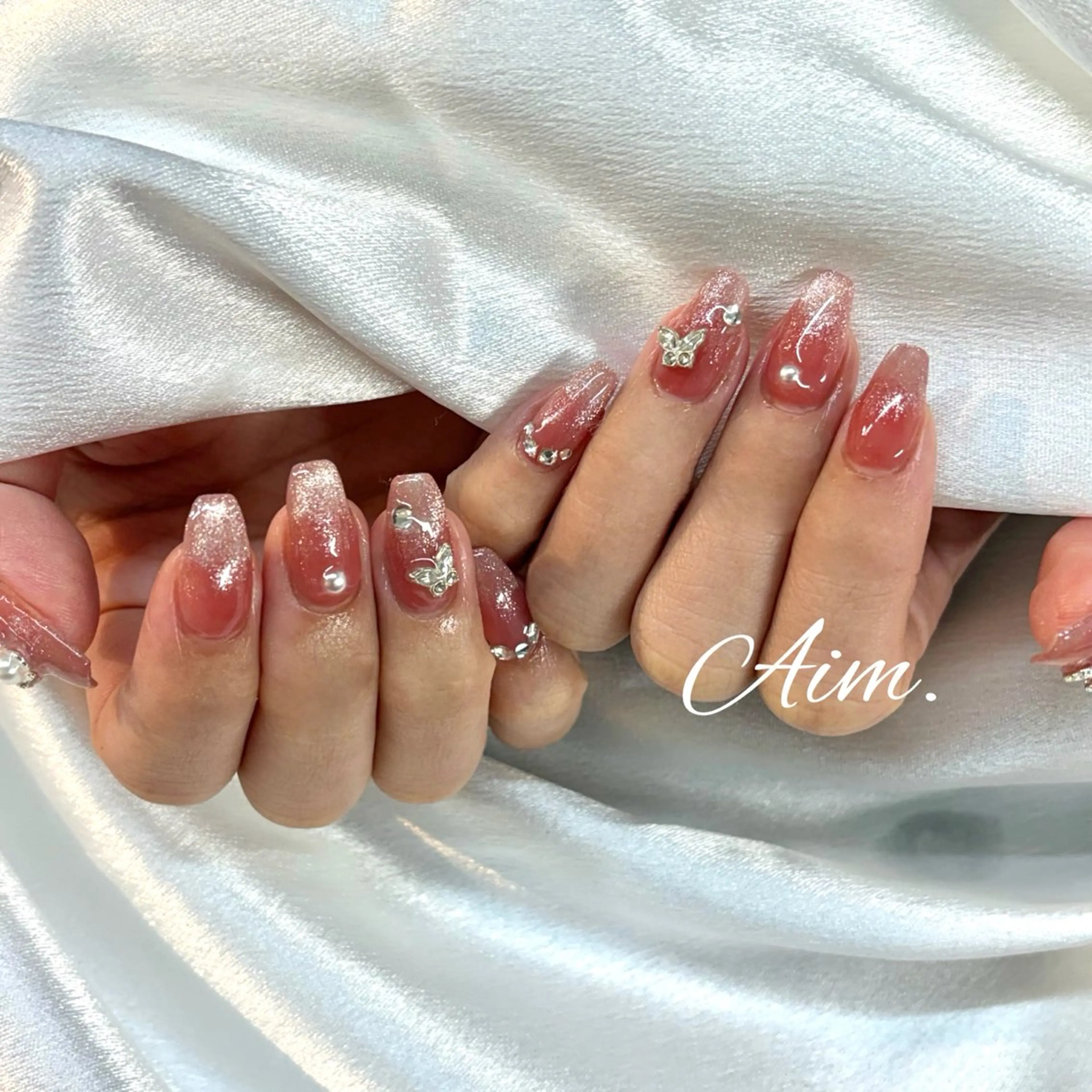 ネイル ハンドネイル ネイルサロンAim河原町[ヘアセット　ヘアエクステ　着付　専門店]所属・Aim🌿 kanaのネイルデザイン