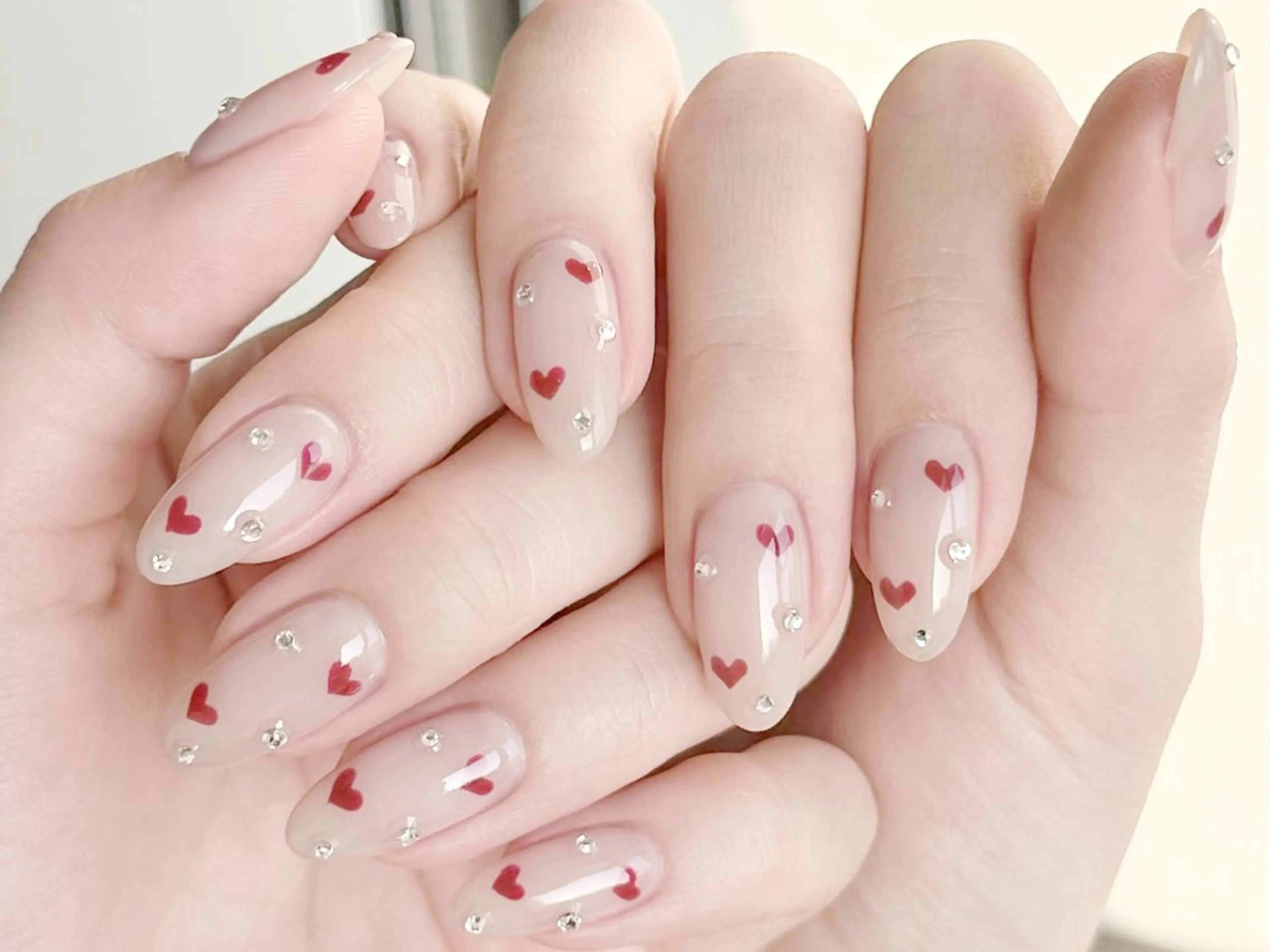 ネイル オーロラネイル チークネイル 長さ出し フットネイル フレンチネイル ハンドネイル ハンドケア Zz nail salonのネイルデザイン