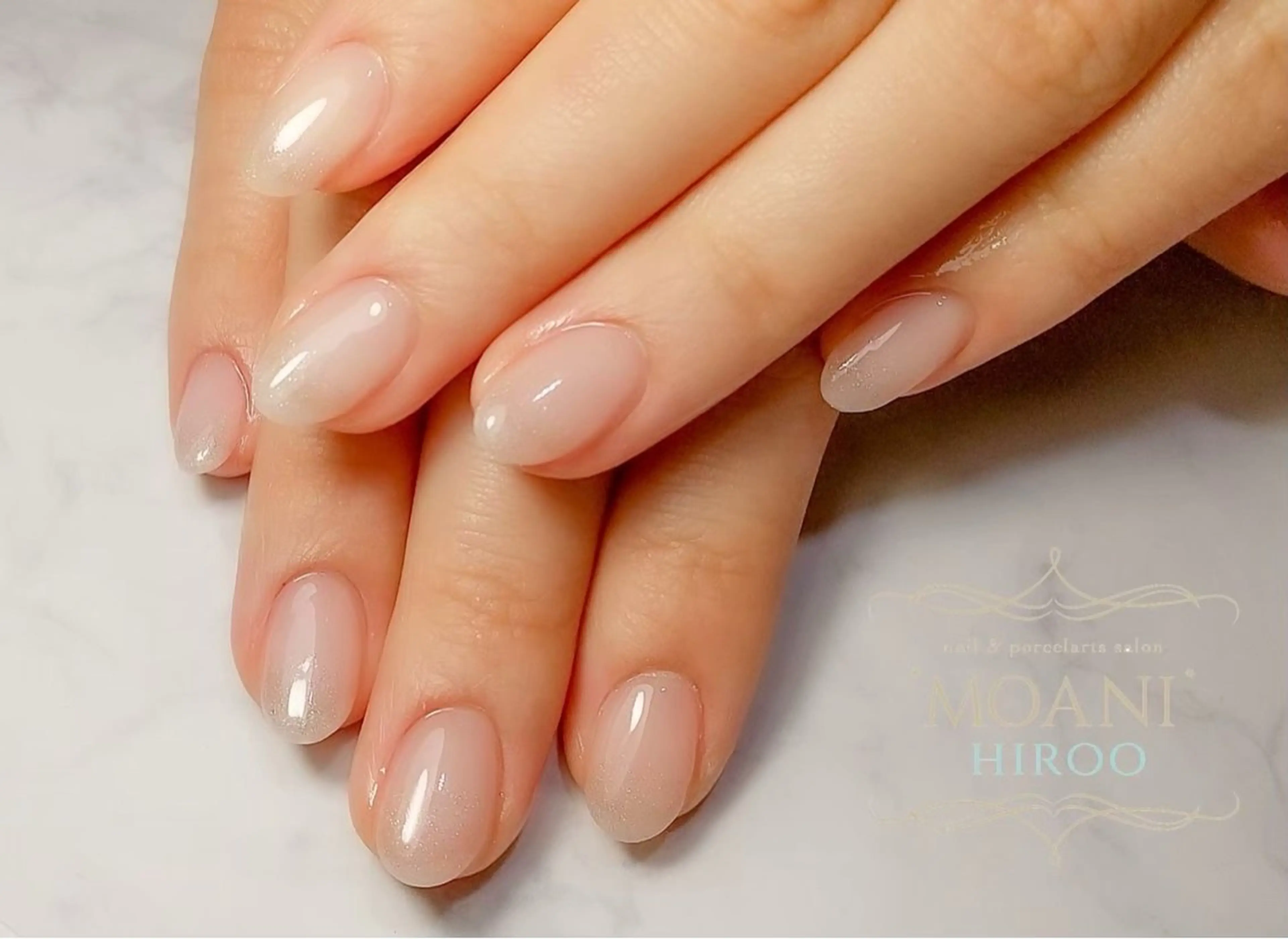 ネイル フィルインネイルサロンMOANIHiroo 恵比寿店所属・NAGAFUCHI HONOKAのネイルデザイン