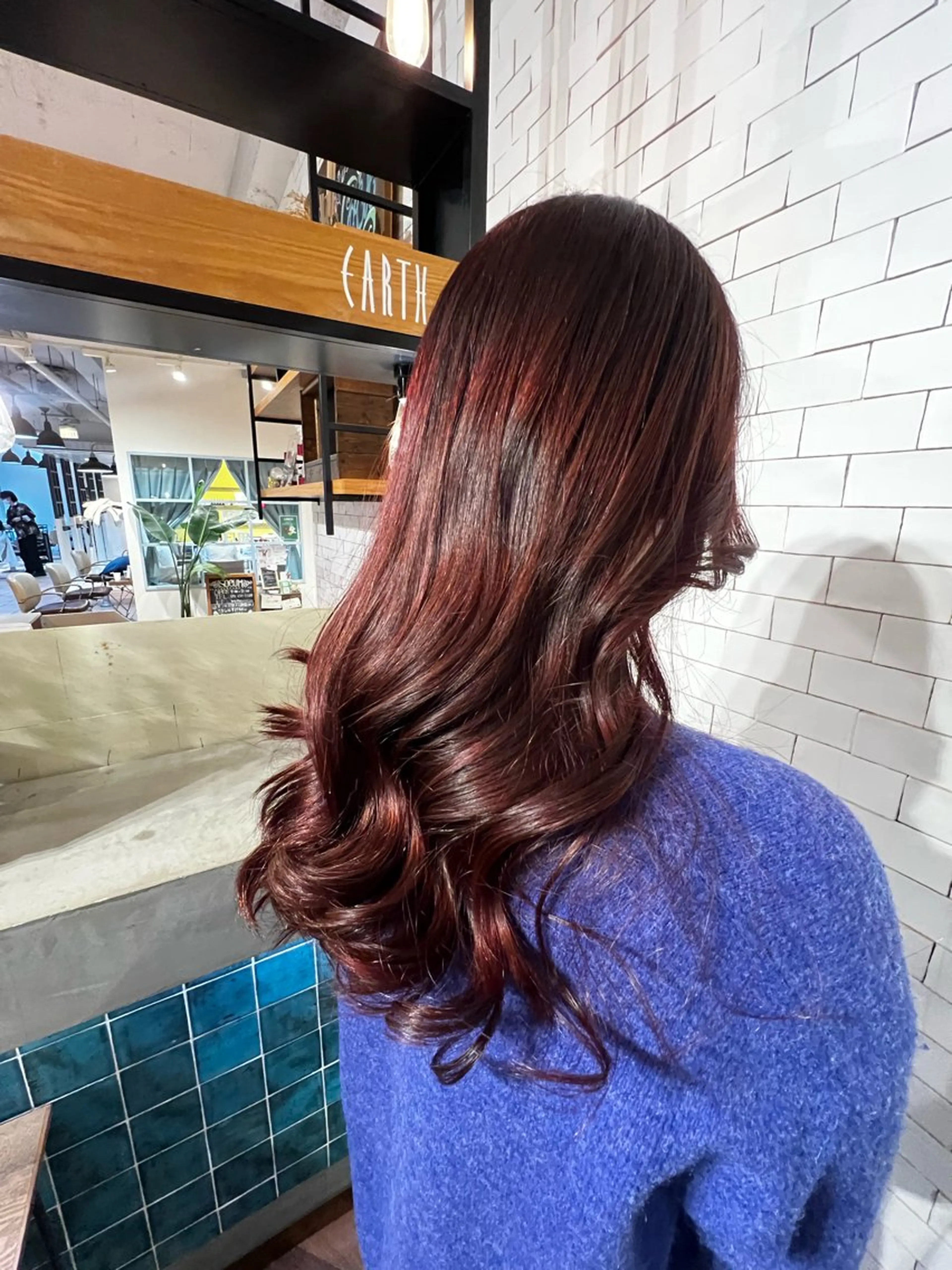 ロング ヘアカラー トリートメント hair＆make EARTH大宮駅前店所属・くらかず あやねのヘアスタイル