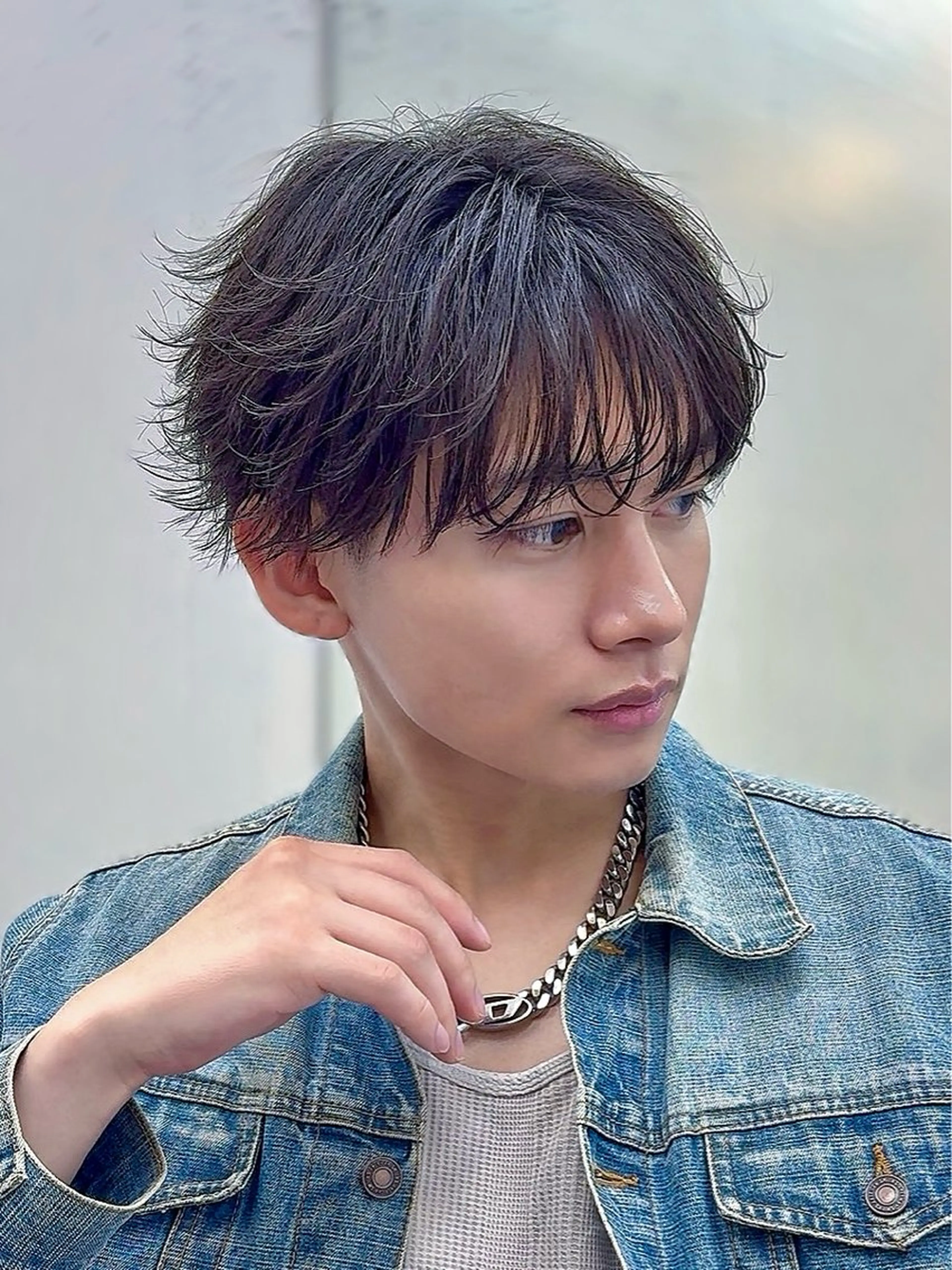 ショート パーマ メンズ メンズブリーチ フェザーパーマ メンズメッシュ メンズパーマ メンズツイストパーマ カット パーマ トリートメント k.e.y銀座店所属・安藤幹人 メンズカット/パーマのヘアスタイル