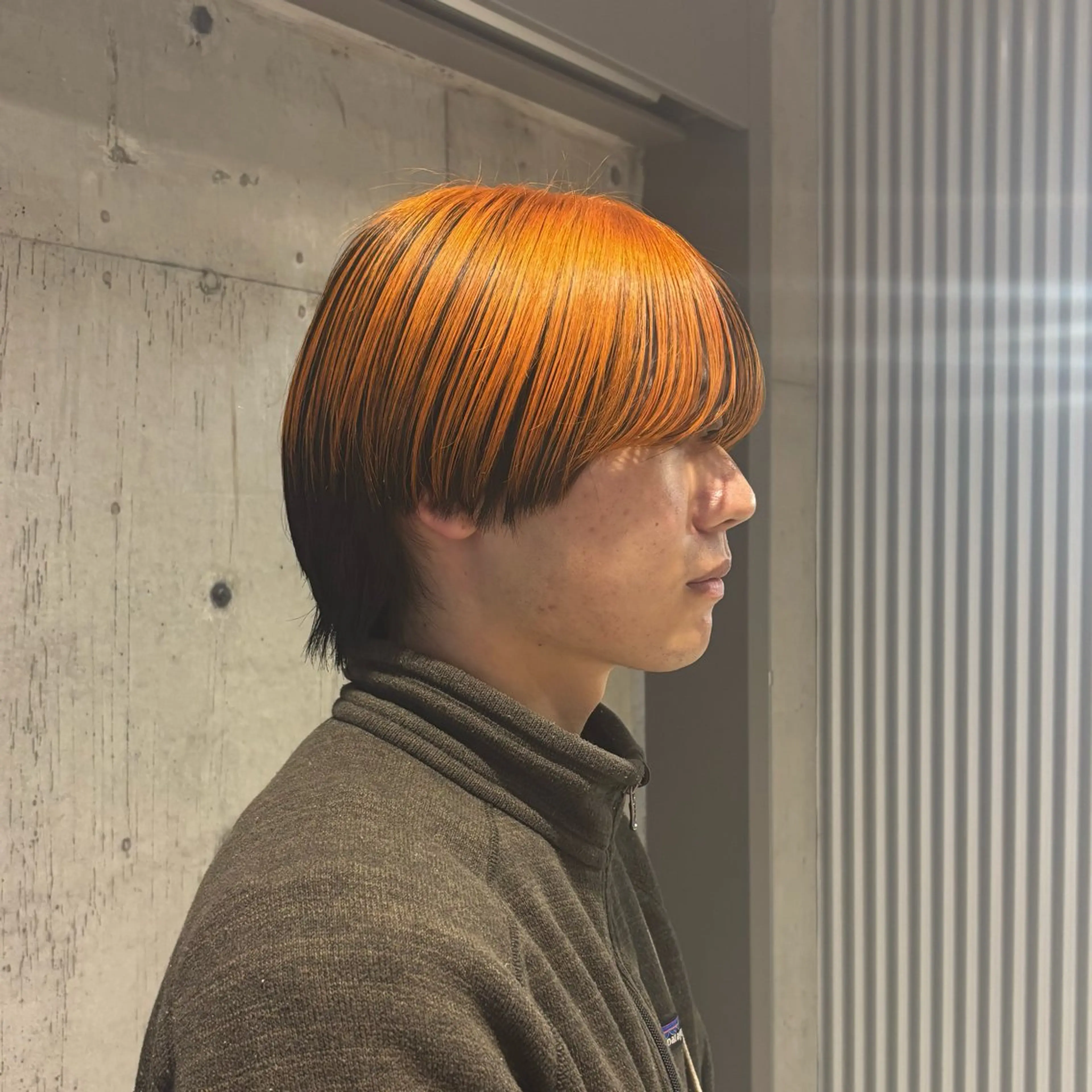 ショート カラー メンズ ヘアカラー トリートメント 🍎ハイトーン/ 透明感カラー🍎リオのヘアスタイル