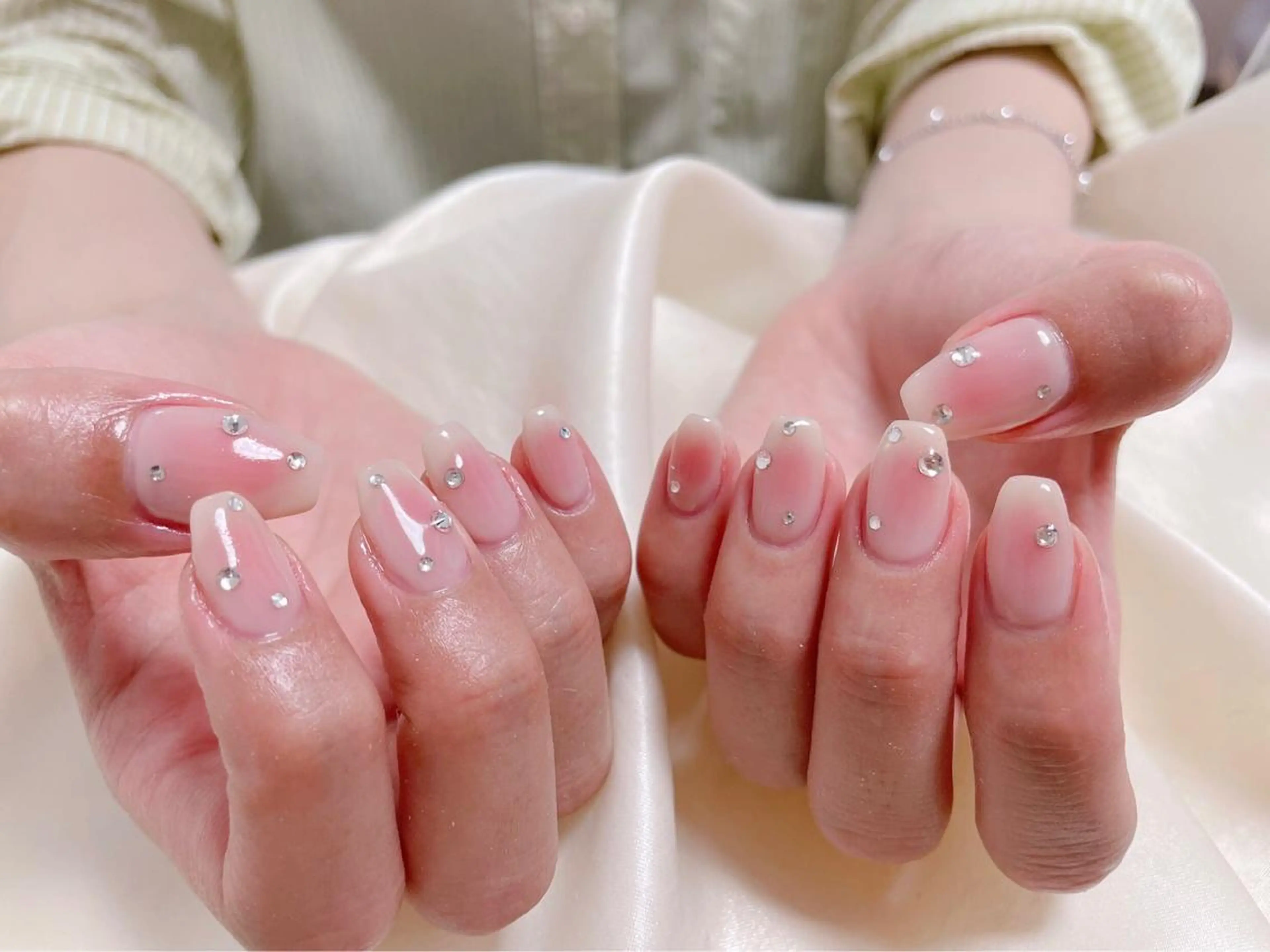 ネイル チークネイル ハンドネイル kiki nail 二子玉川のネイルデザイン