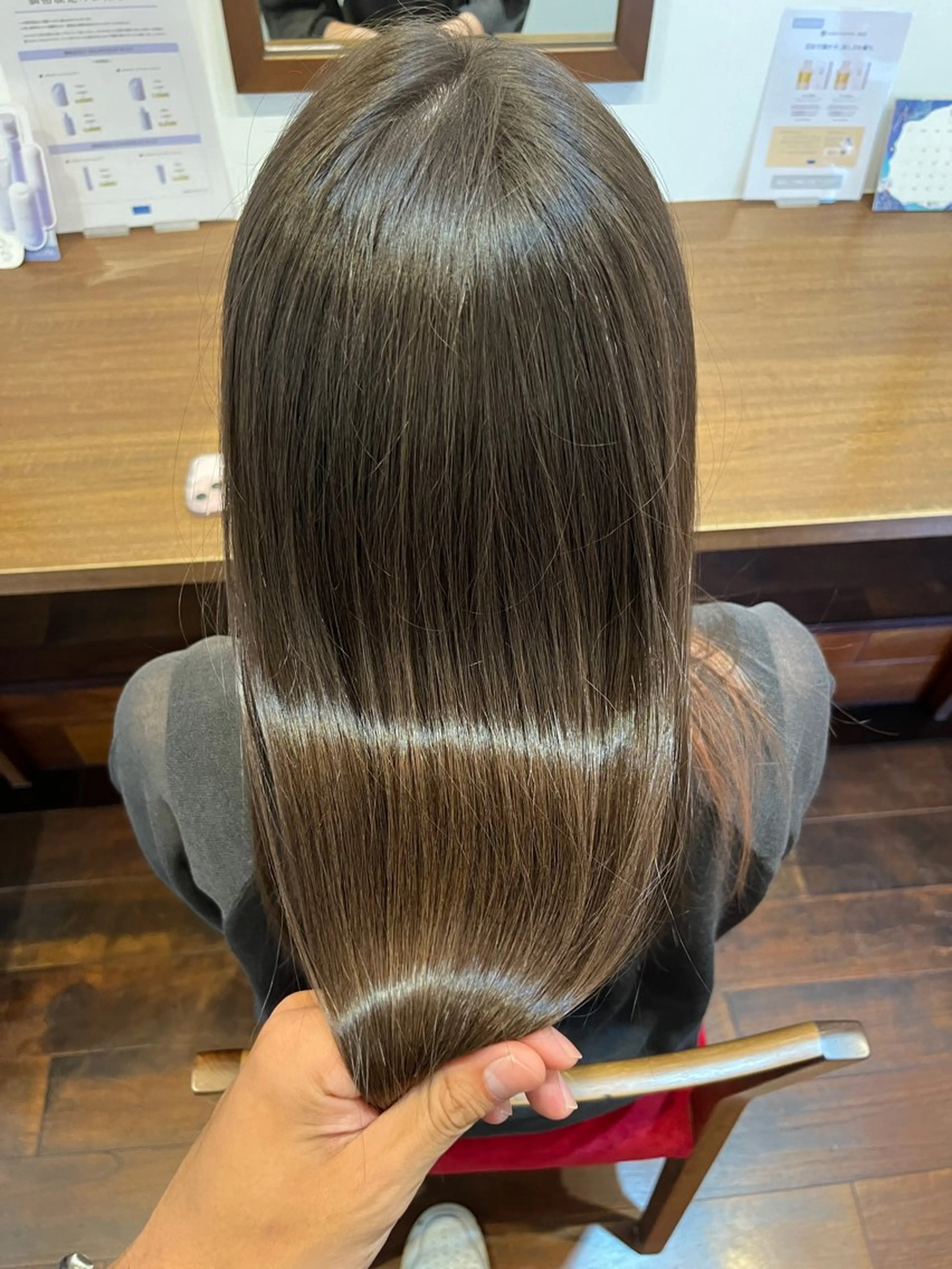 ロング カラー カット ヘアカラー トリートメント オートクチュールランコントレ西京極店所属・今在家 玲【艶髪スト レート/メンズ特化】のヘアスタイル