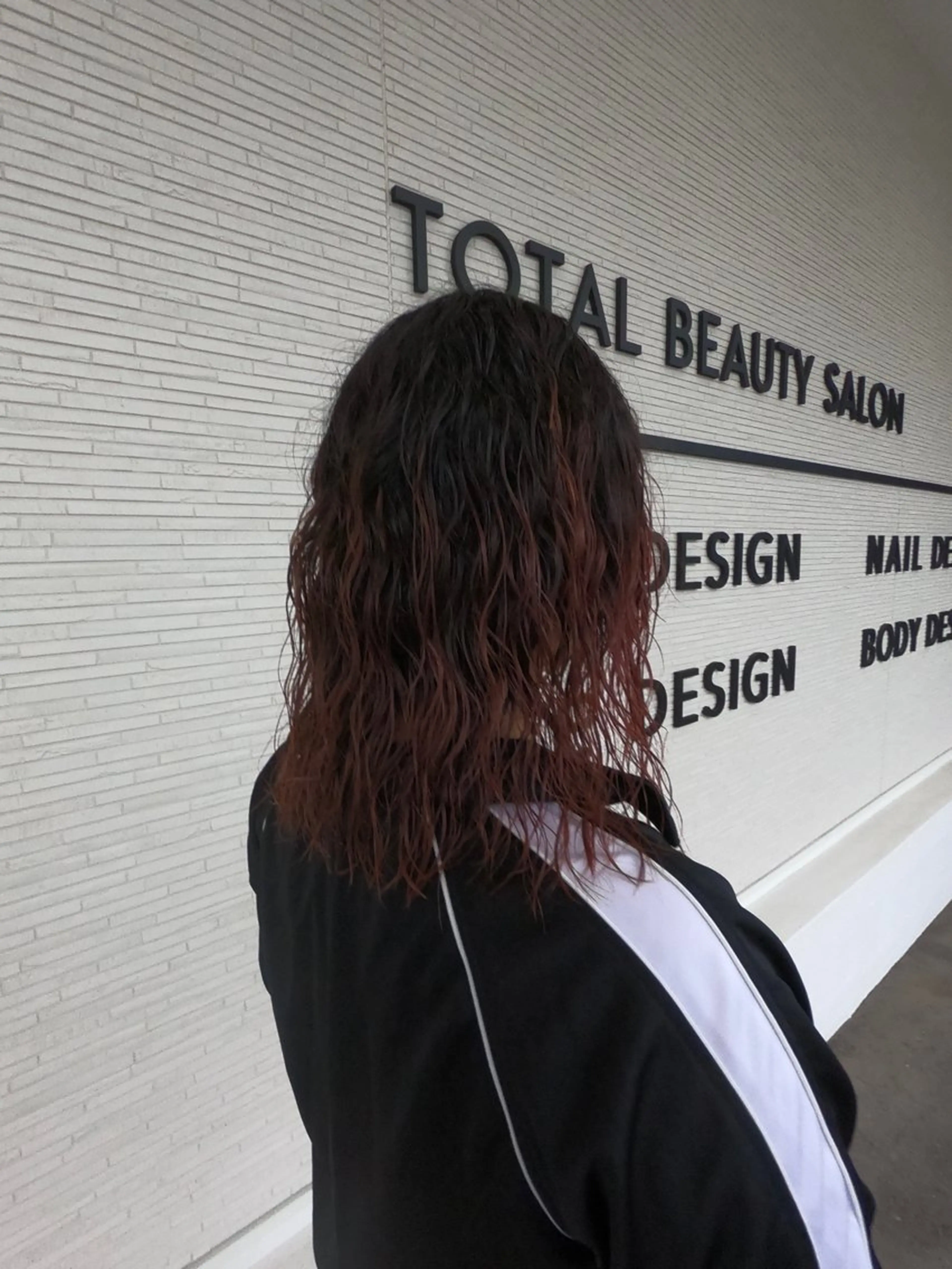 セミロング レイヤー/ウルフ/ ボブ/ショート/屋敷のヘアスタイル