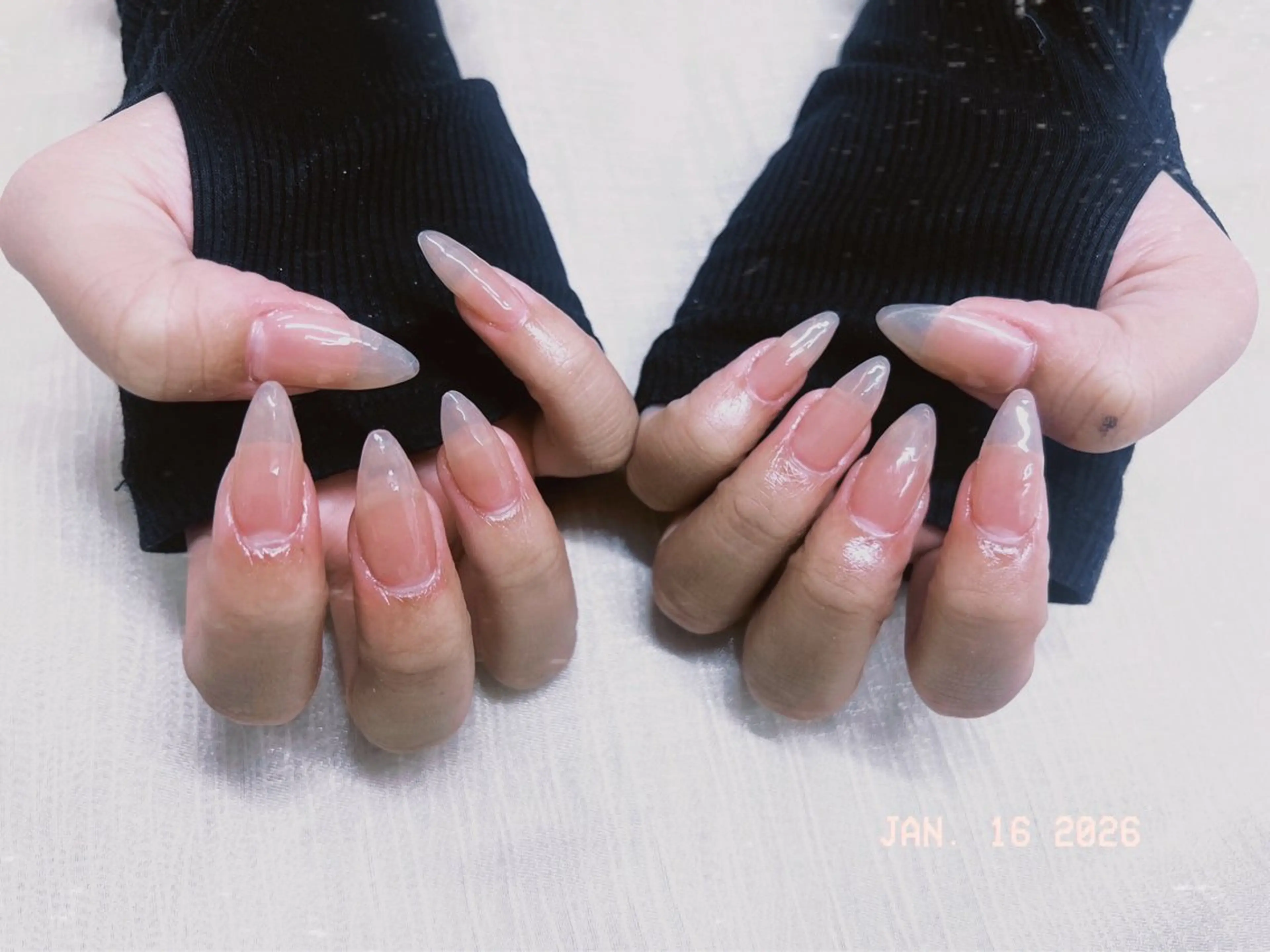 ネイル ハンドネイル R Nailsalon所属・Rネイルサロン みらいのネイルデザイン