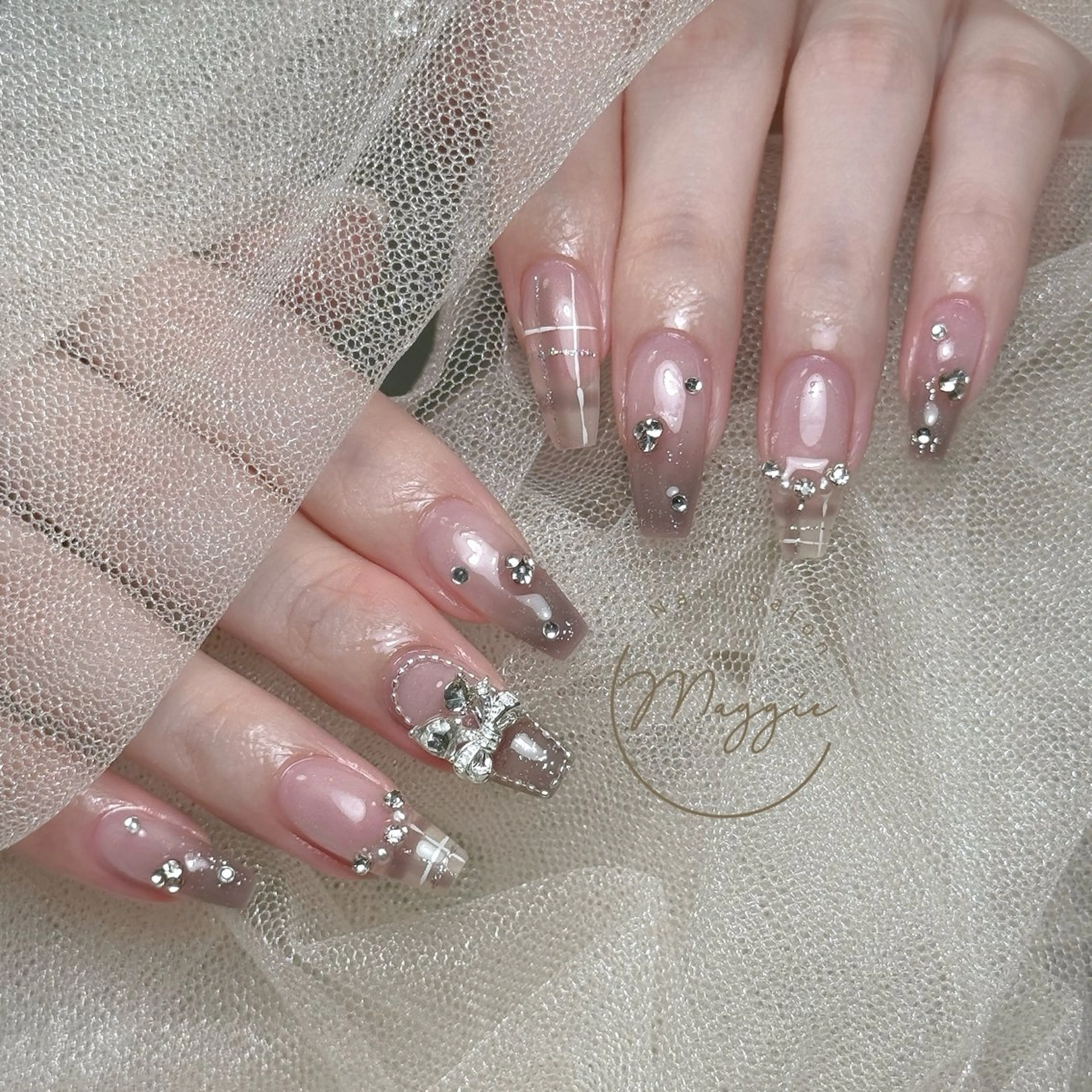 ネイル Maggie Nail🦩のネイルデザイン