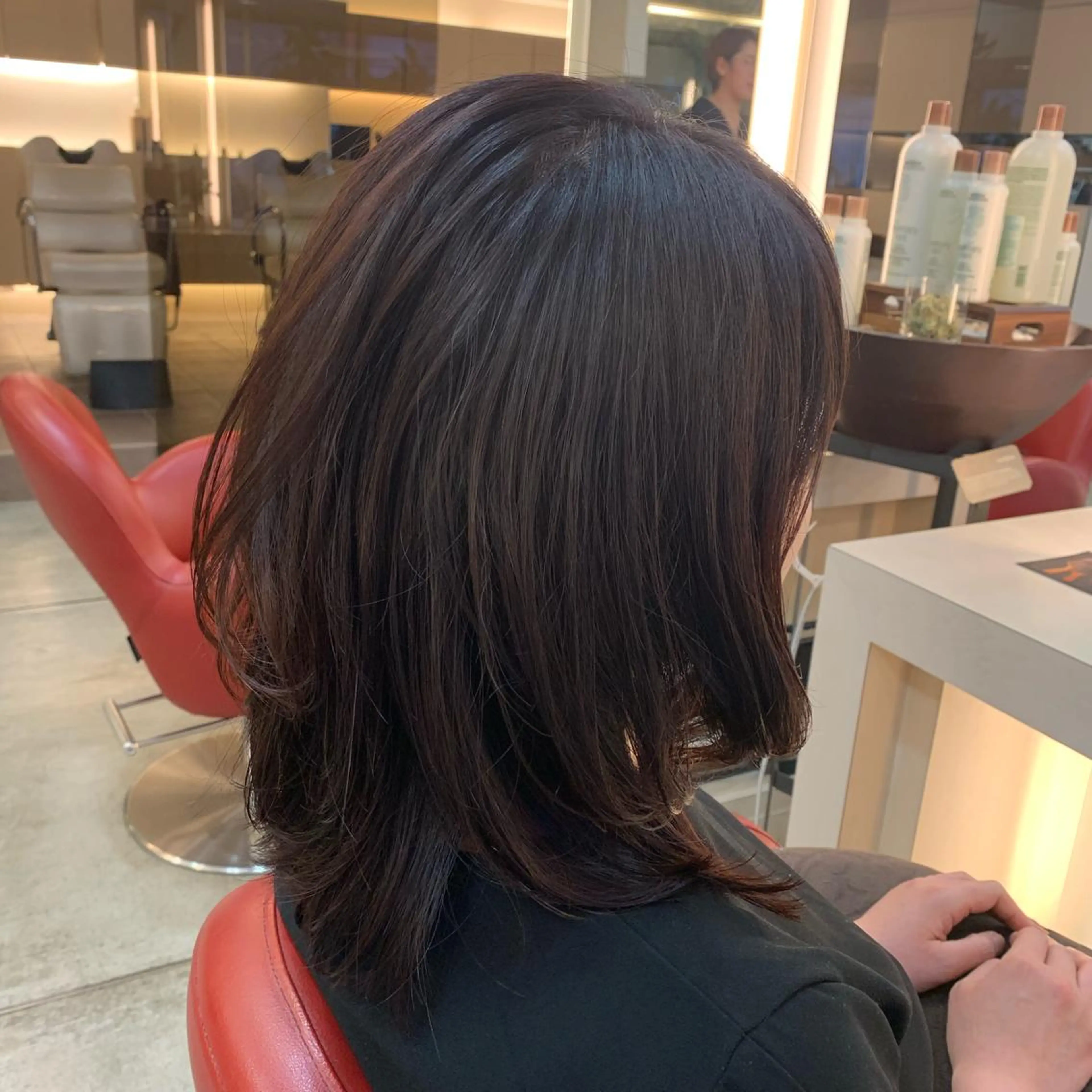 セミロング sea's所属・ヒラカホ/矢場町/ ブリーチ/似合わせのヘアスタイル