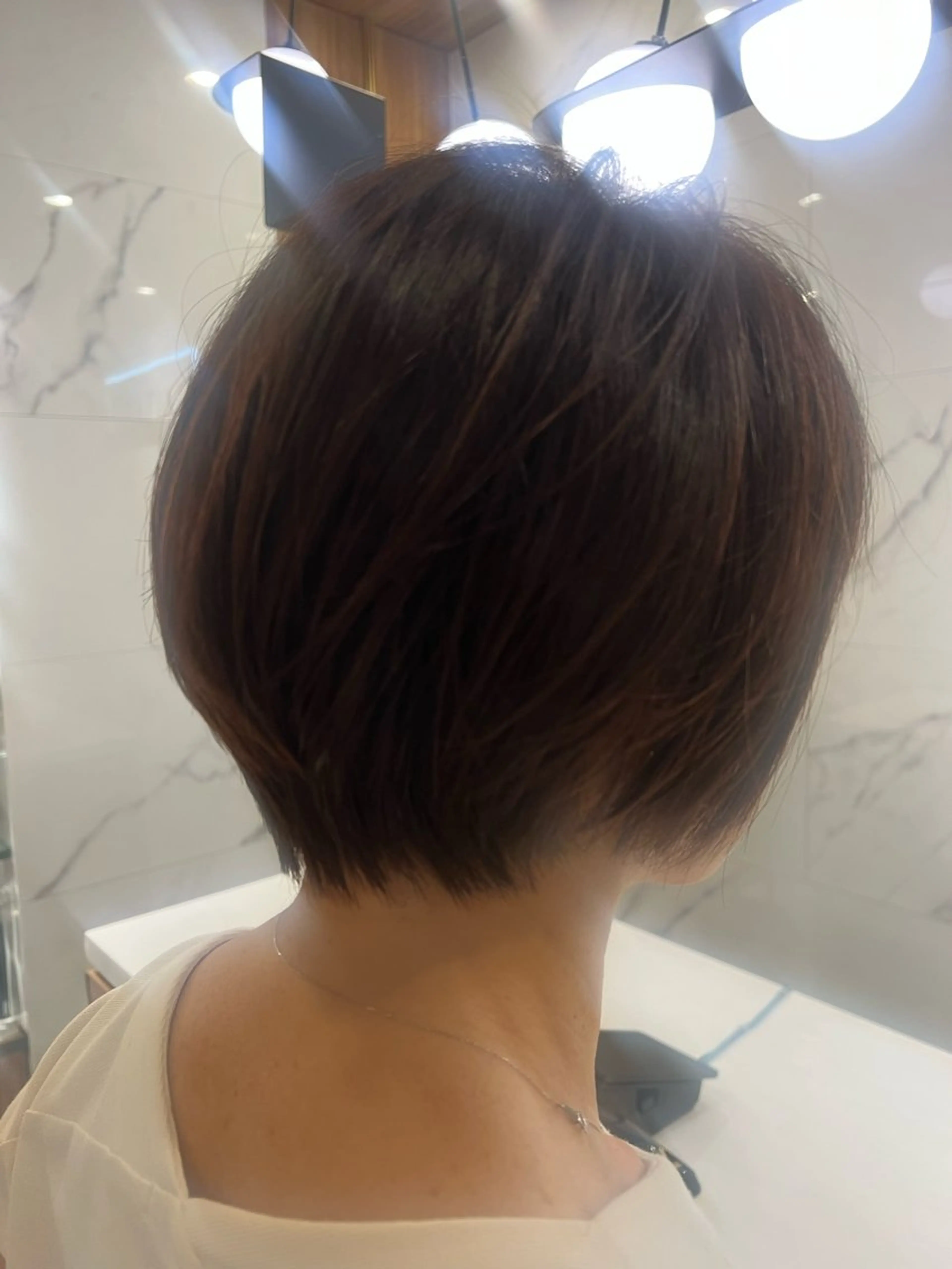 ショート 村中 逸紀のヘアスタイル