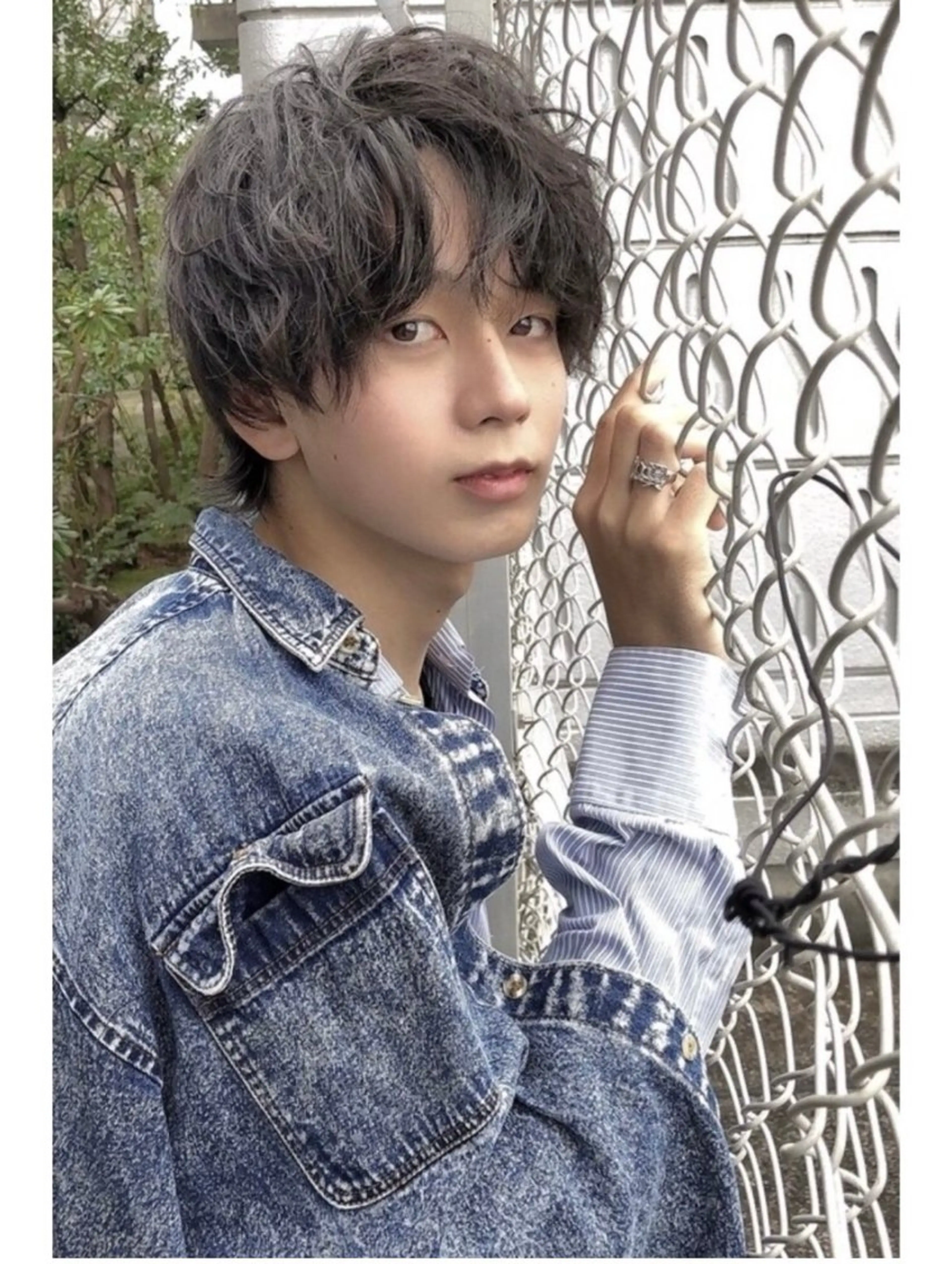 パーマ メンズ 超透明感カラー🦋韓 国羽エクステ🪽🫧のヘアスタイル