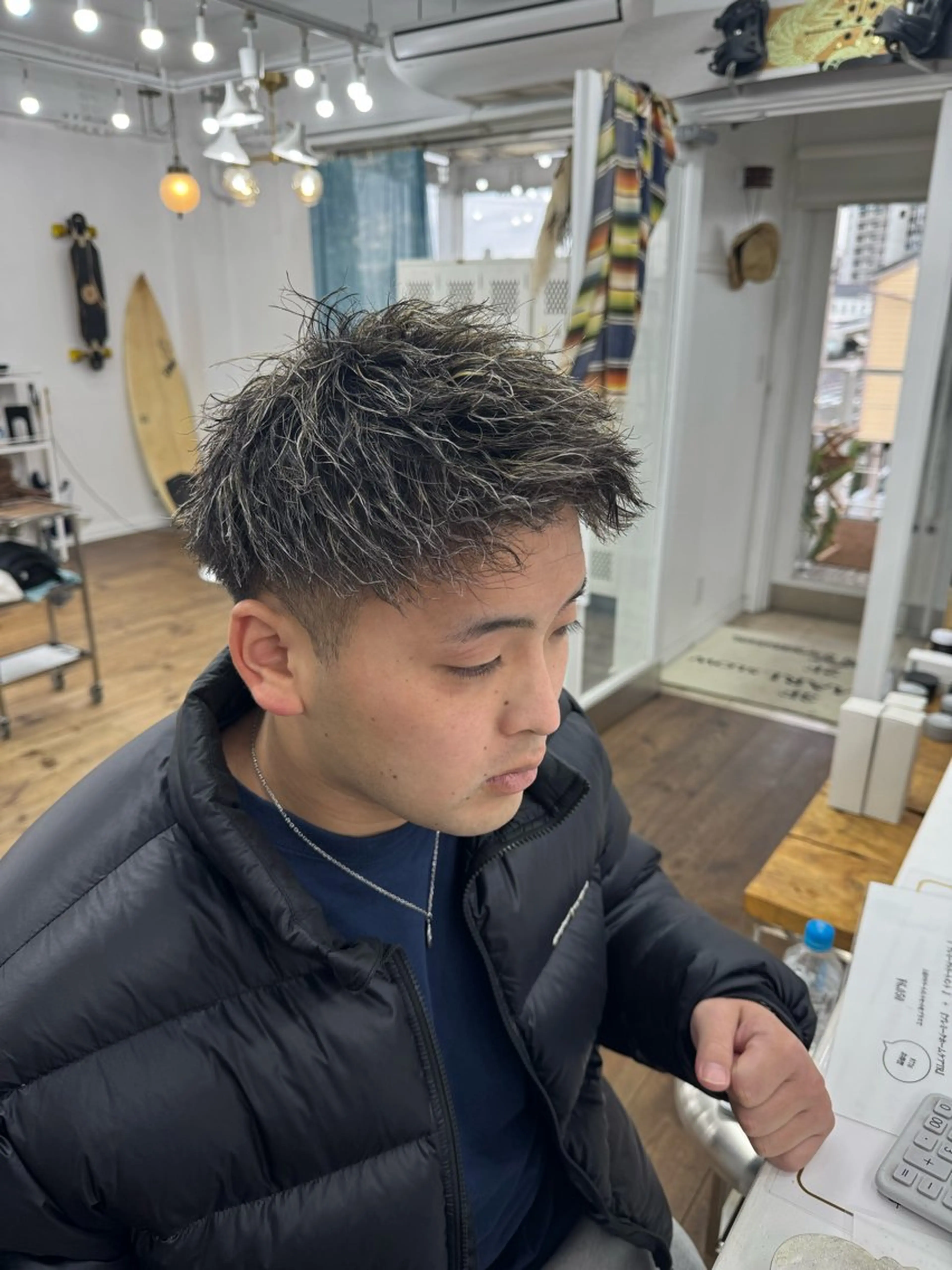 ショート カラー メンズ メンズハイライト ハイライトカラー ハイライト カット ヘアカラー メンズ特化サロン ユウヘイのヘアスタイル