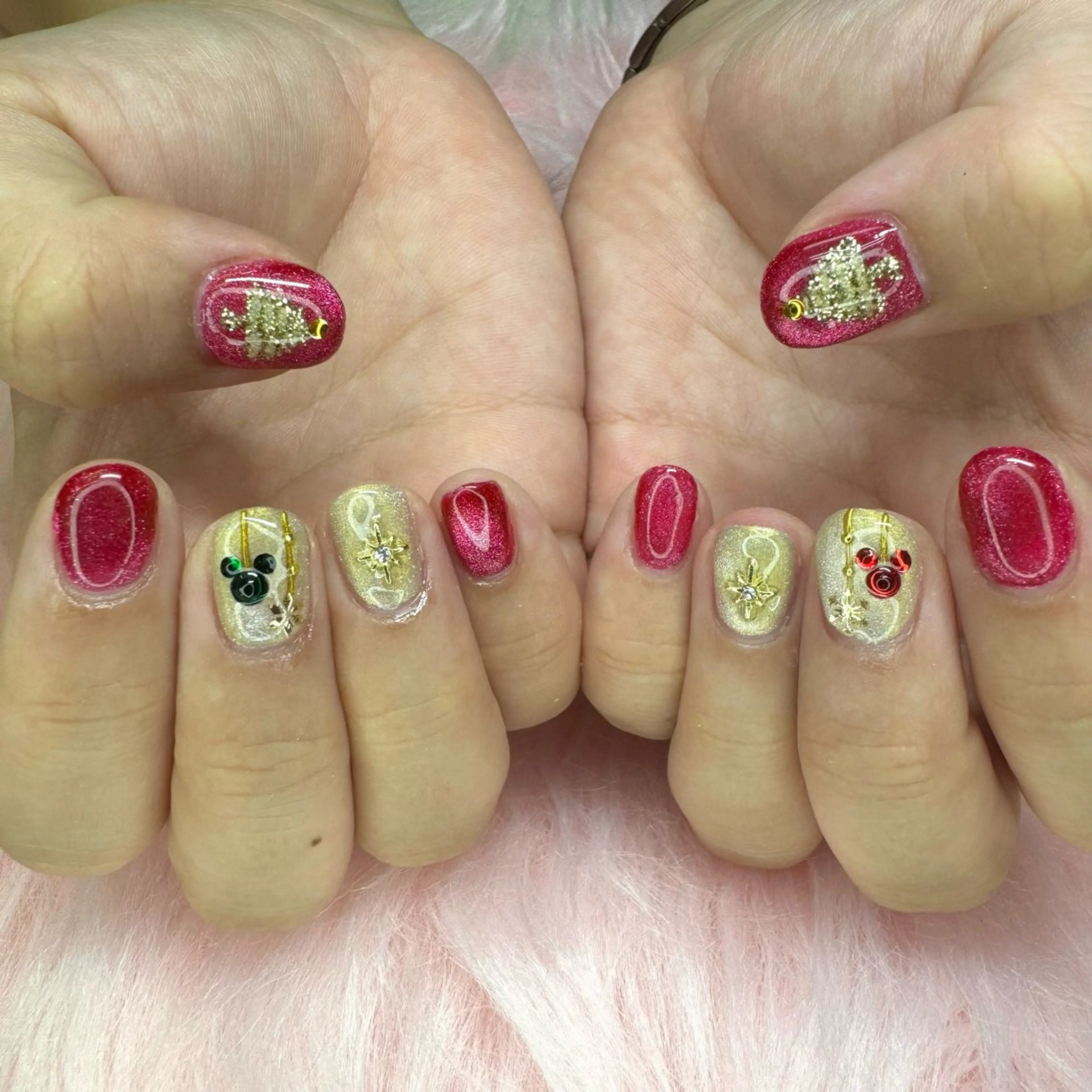 ネイル 冬ネイル クリスマス ハンドネイル nail spaß所属・WAKALU .のネイルデザイン