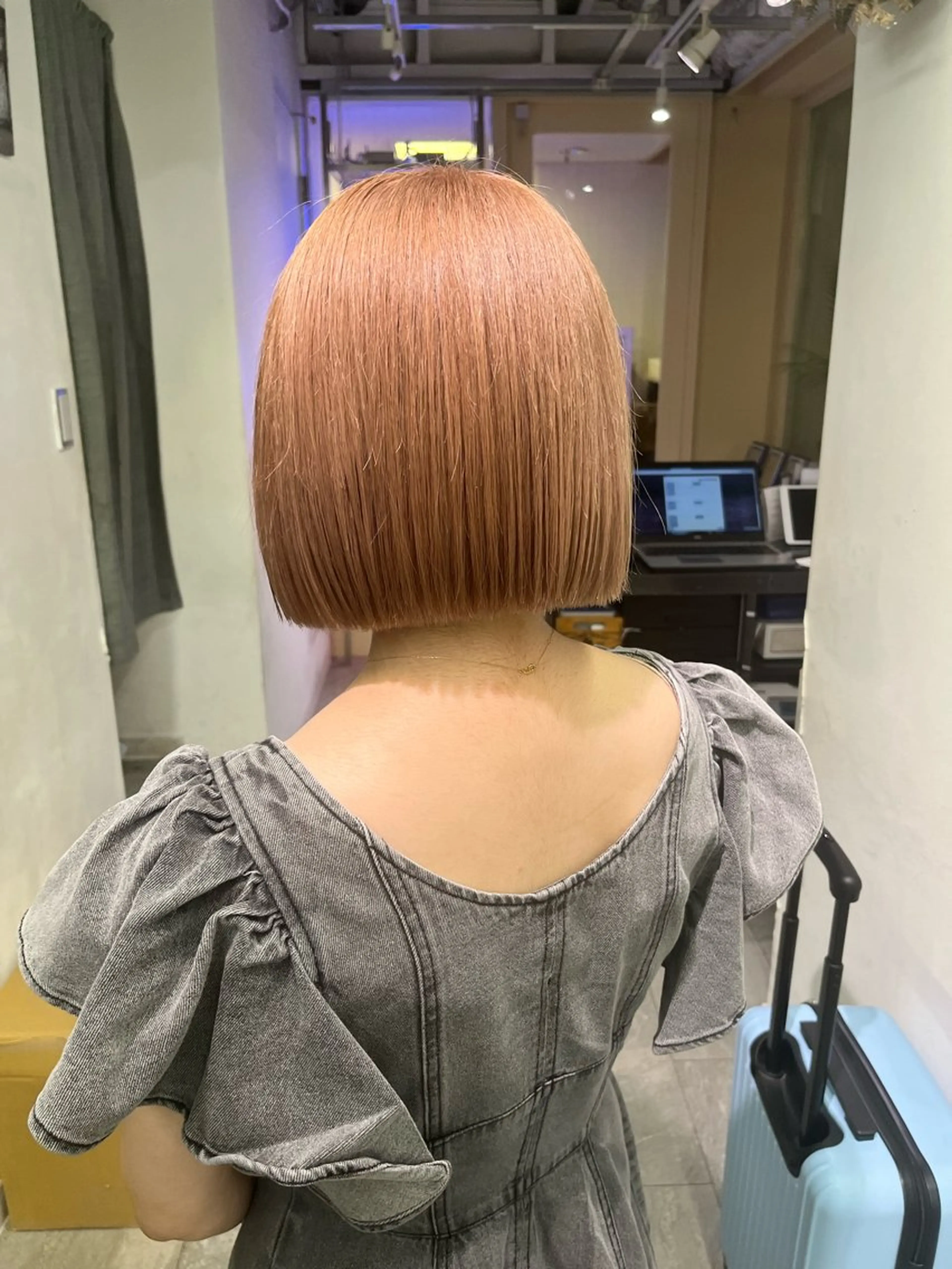 ミディアム 🌈ハイトーン/ ワタル🌈のヘアスタイル