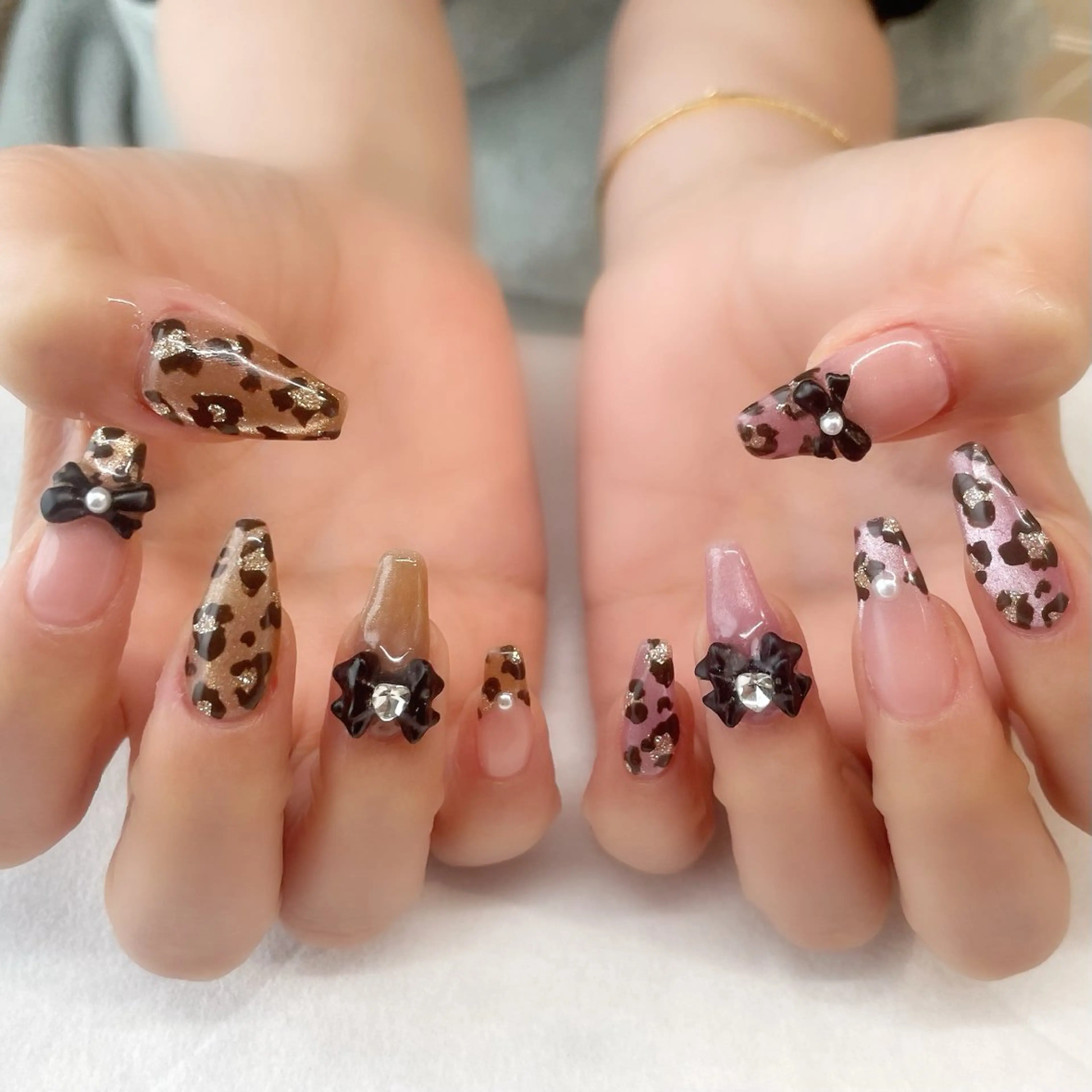 ネイル ハンドネイル 💎🐰 saki. m 🐰💎のネイルデザイン