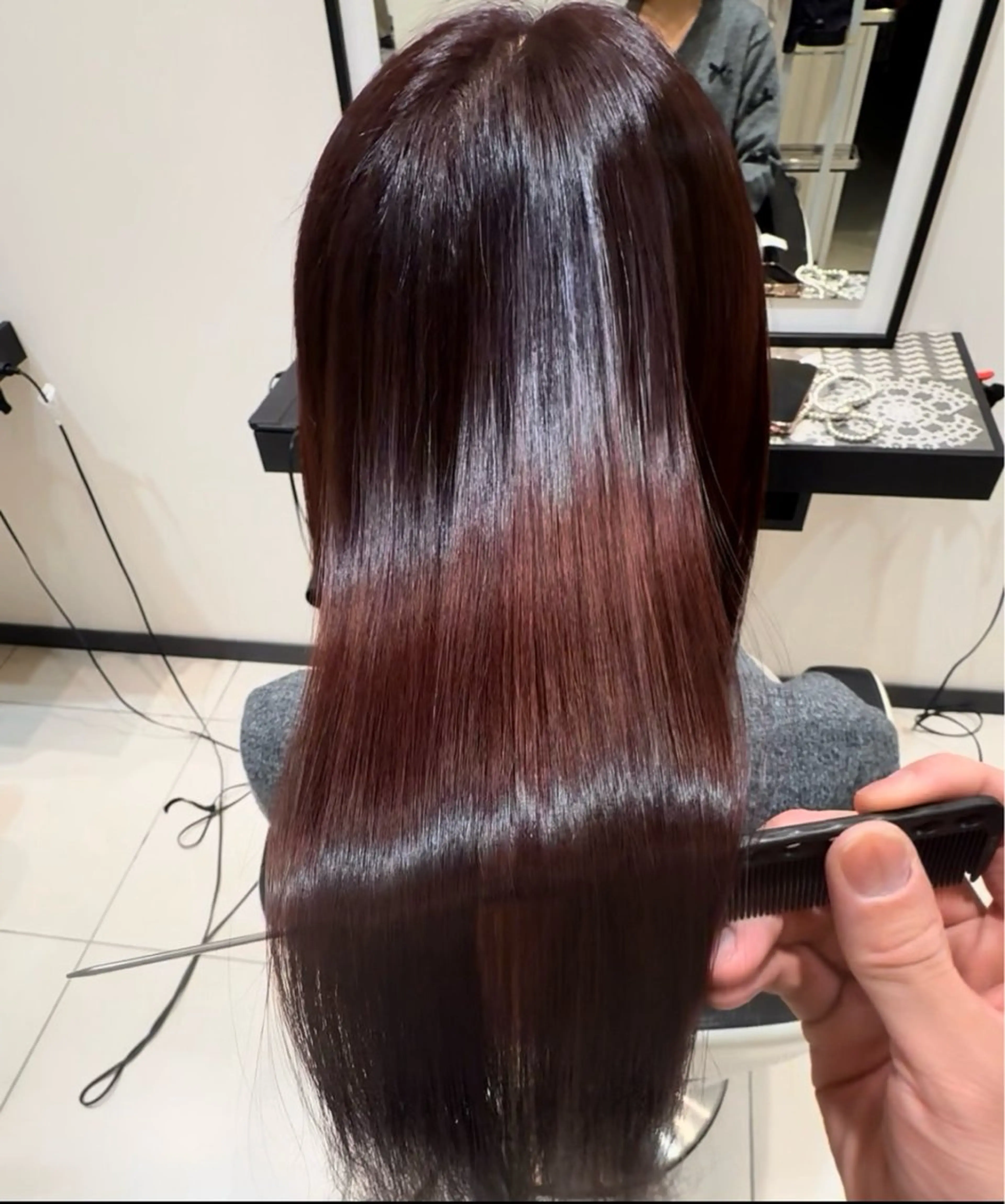 ロング 髪質改善 ヘアカラー Earth 一関店所属・会田 寧生のヘアスタイル