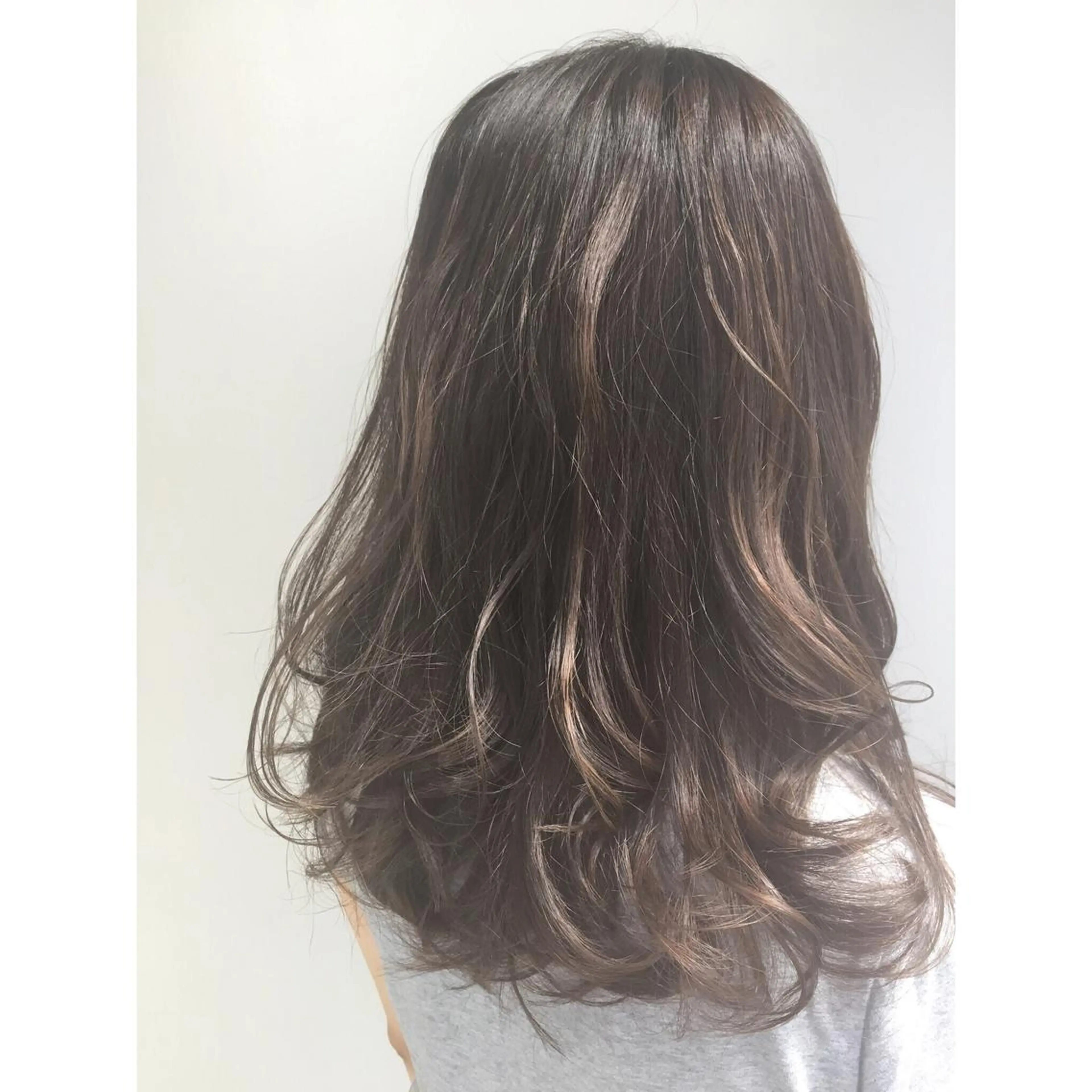 ロング 髪質改善/透感カラー 山下輝人のヘアスタイル