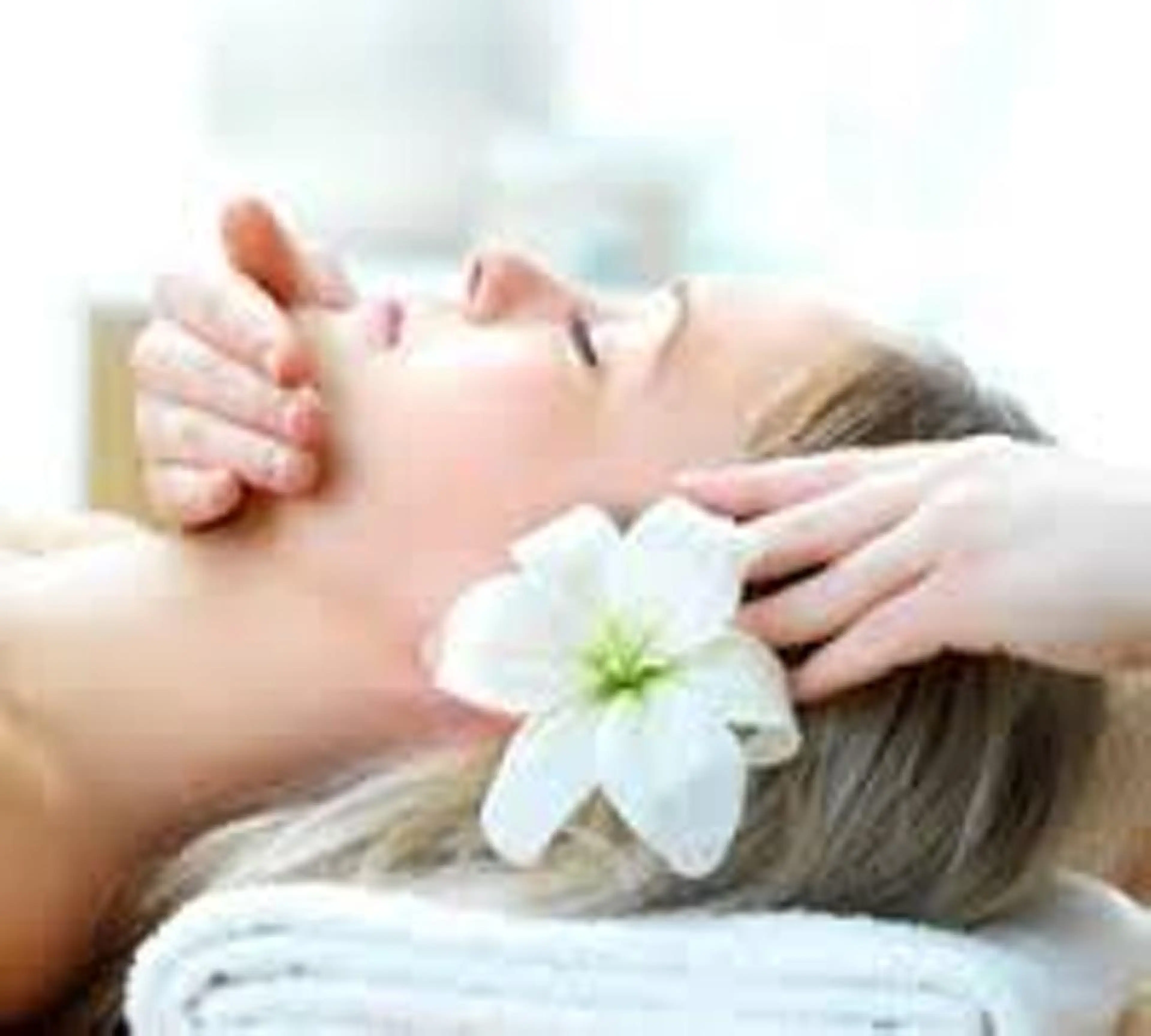 オーガニック エステ サロンフィオーレの眉毛・アイブロウイメージ