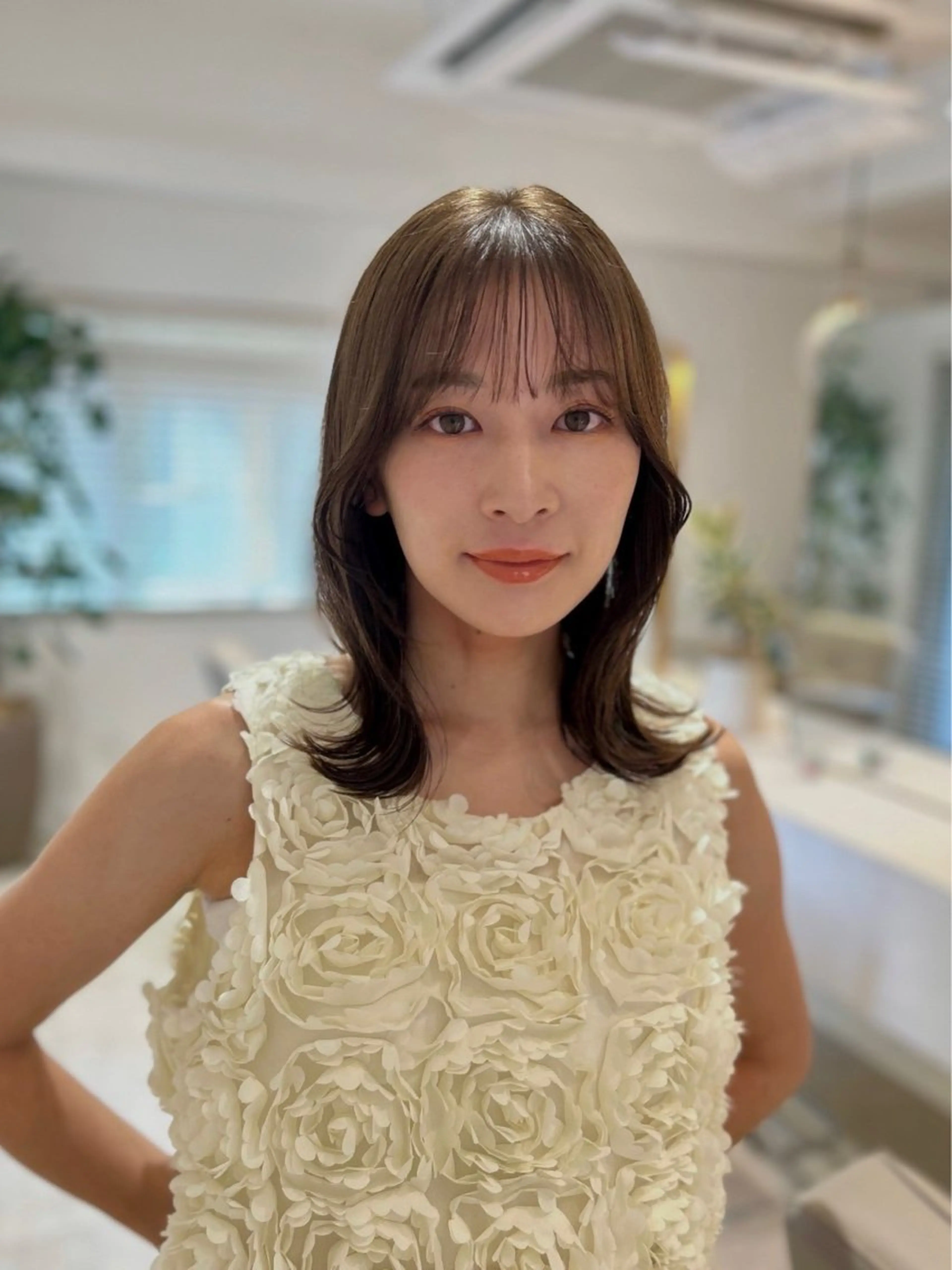 ミディアム BRIGHT所属・🤍恵比寿/透明感/ 小顔カット🤍アズサのヘアスタイル