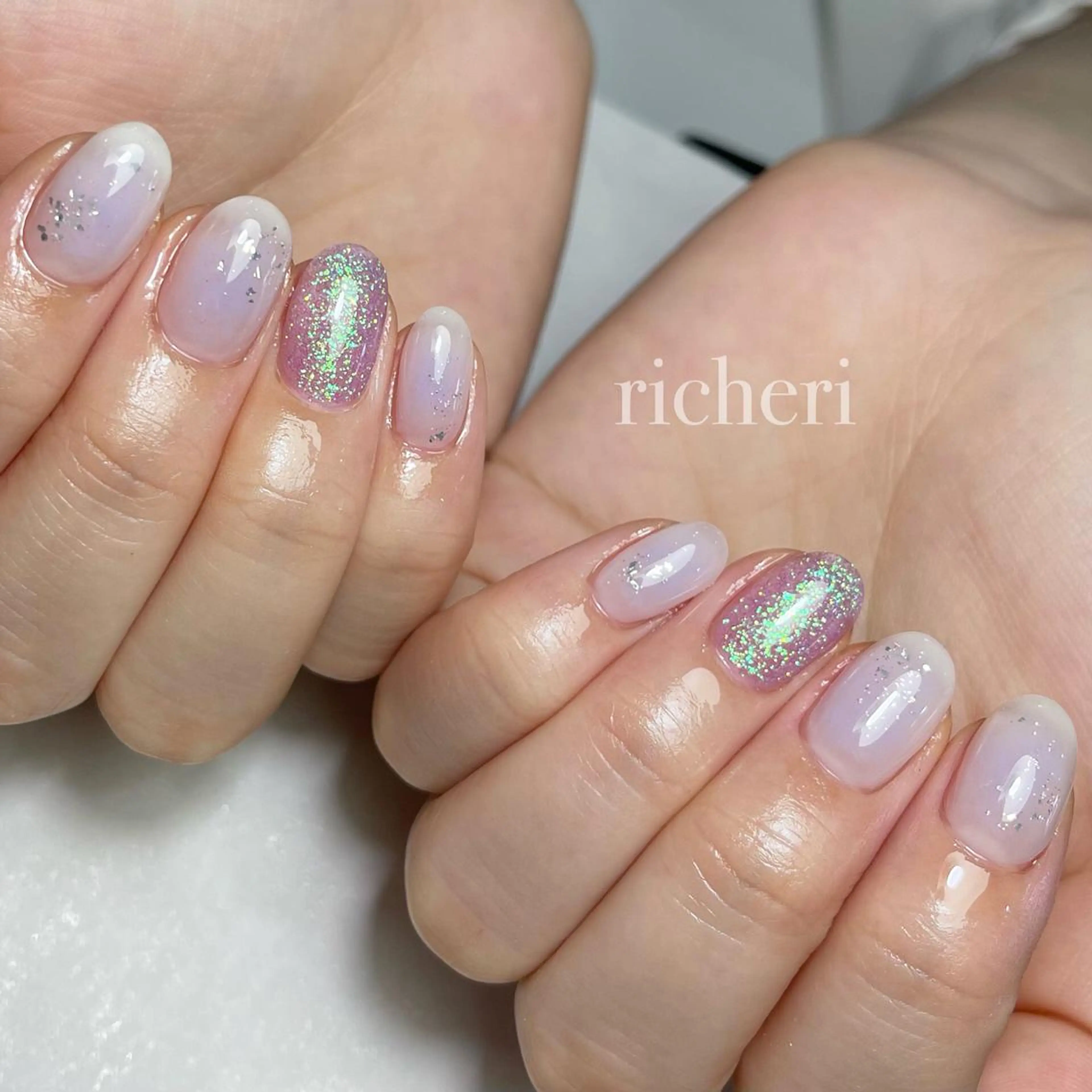 ミディアム ネイル ハンドネイル richeri beautyのエステ・リラクイメージ