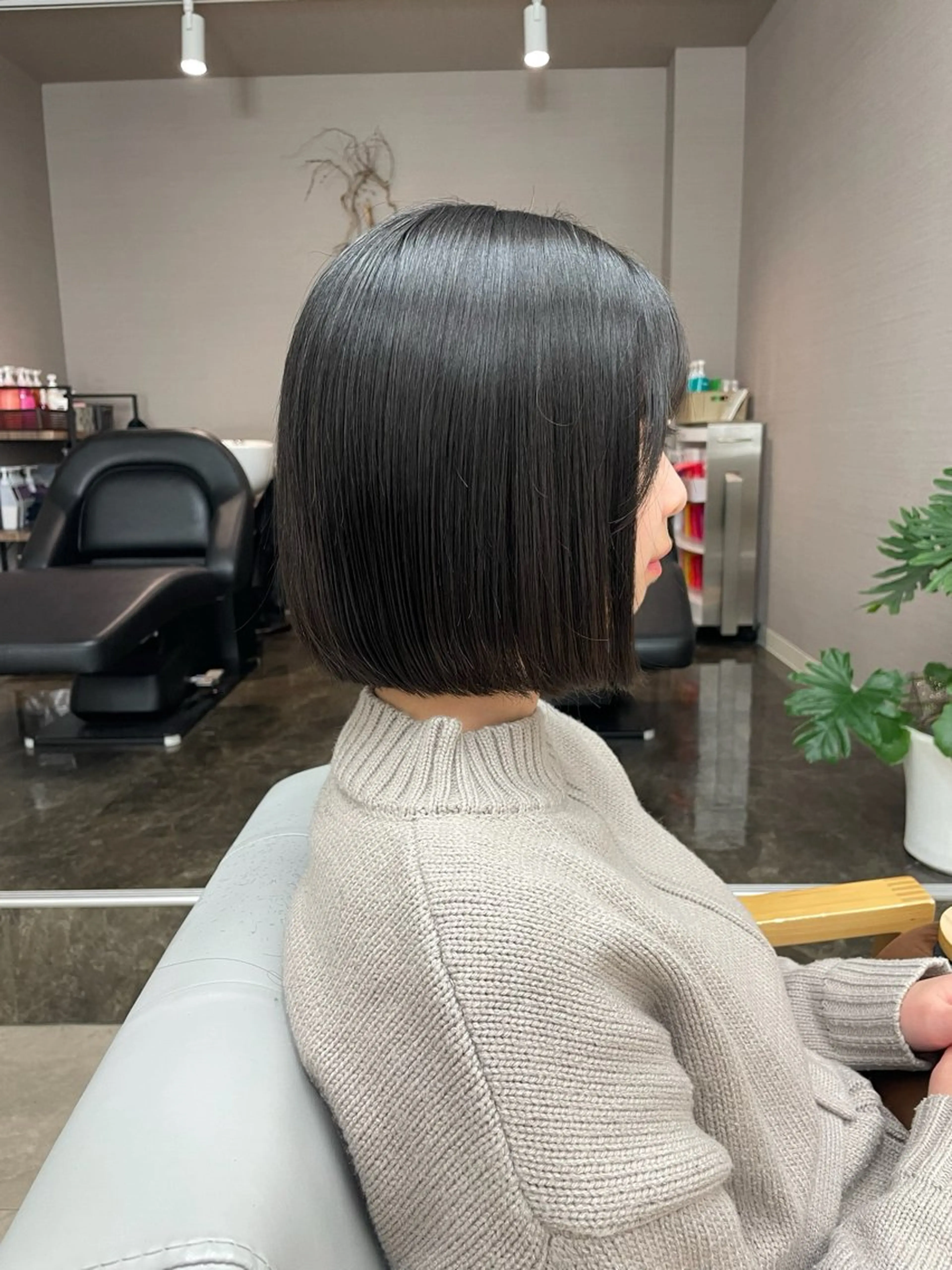 ショート ボブ luna所属・luna ayane ／透明感カラーのヘアスタイル