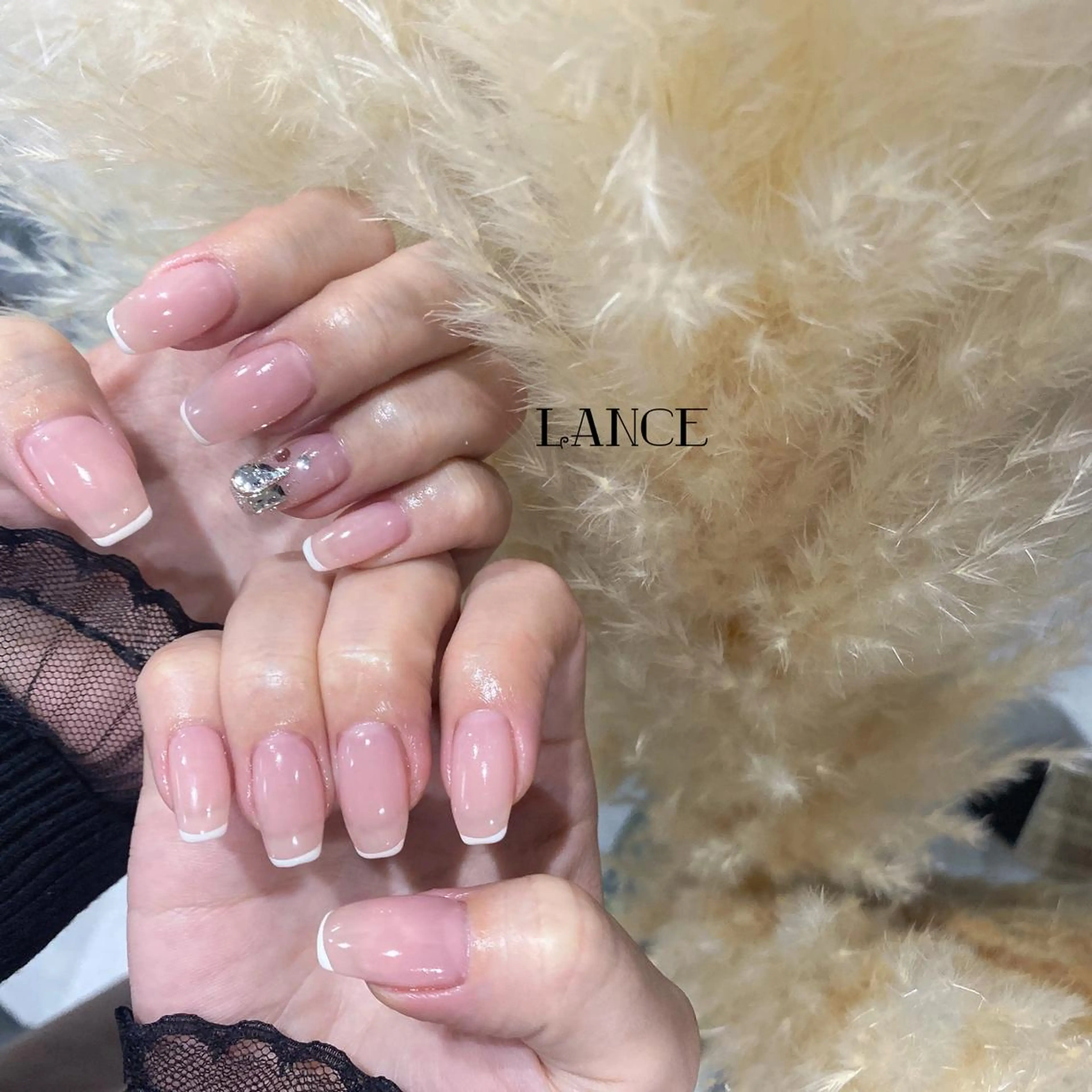 ミディアム ハンドネイル Lance nailのネイルデザイン