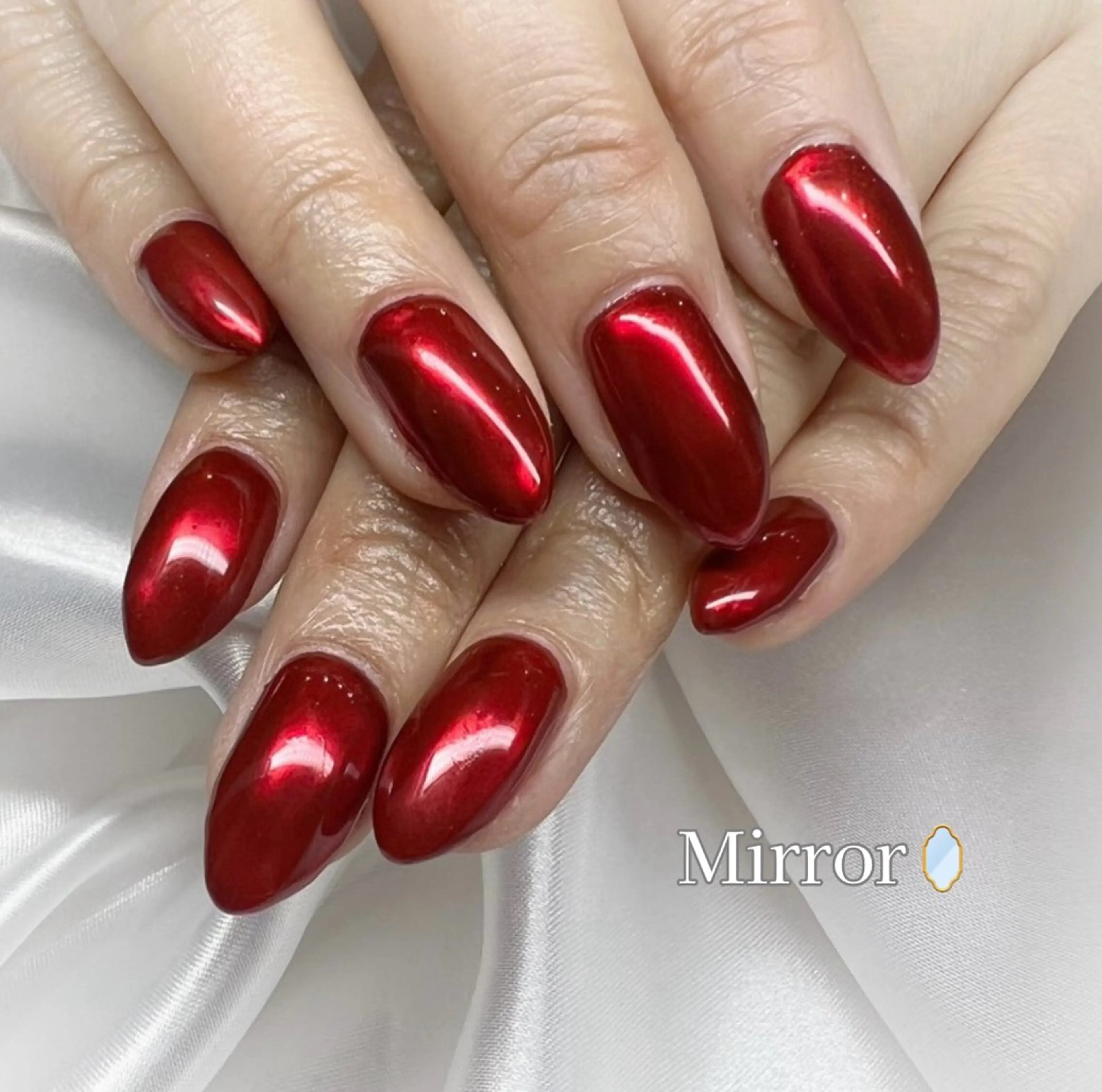 オフ込み💅ミラーネイル🪞の写真