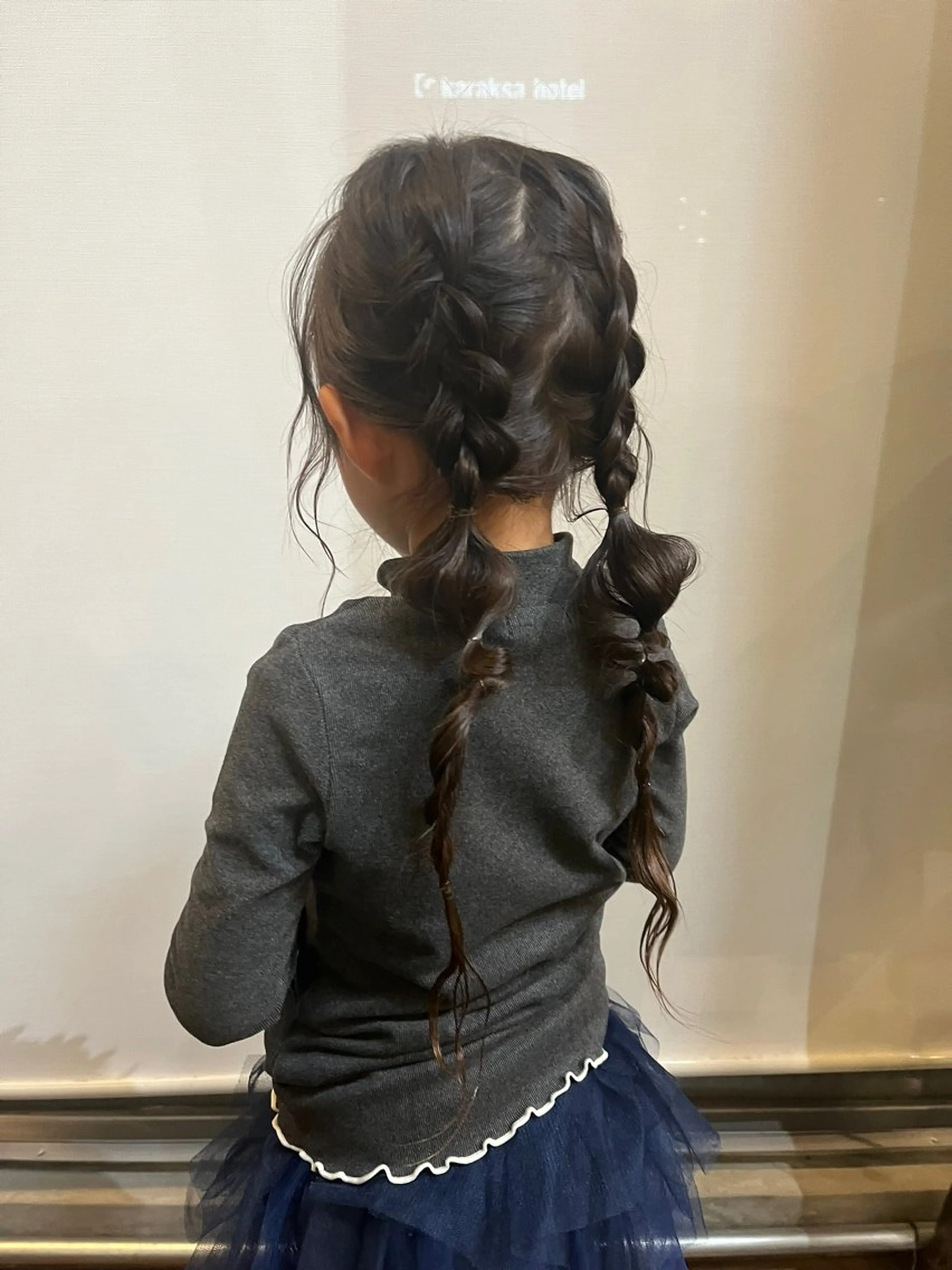 ヘアアレンジ ドアベルヘアリビング所属・加藤志保 🎗️🫧モデル募集のヘアスタイル