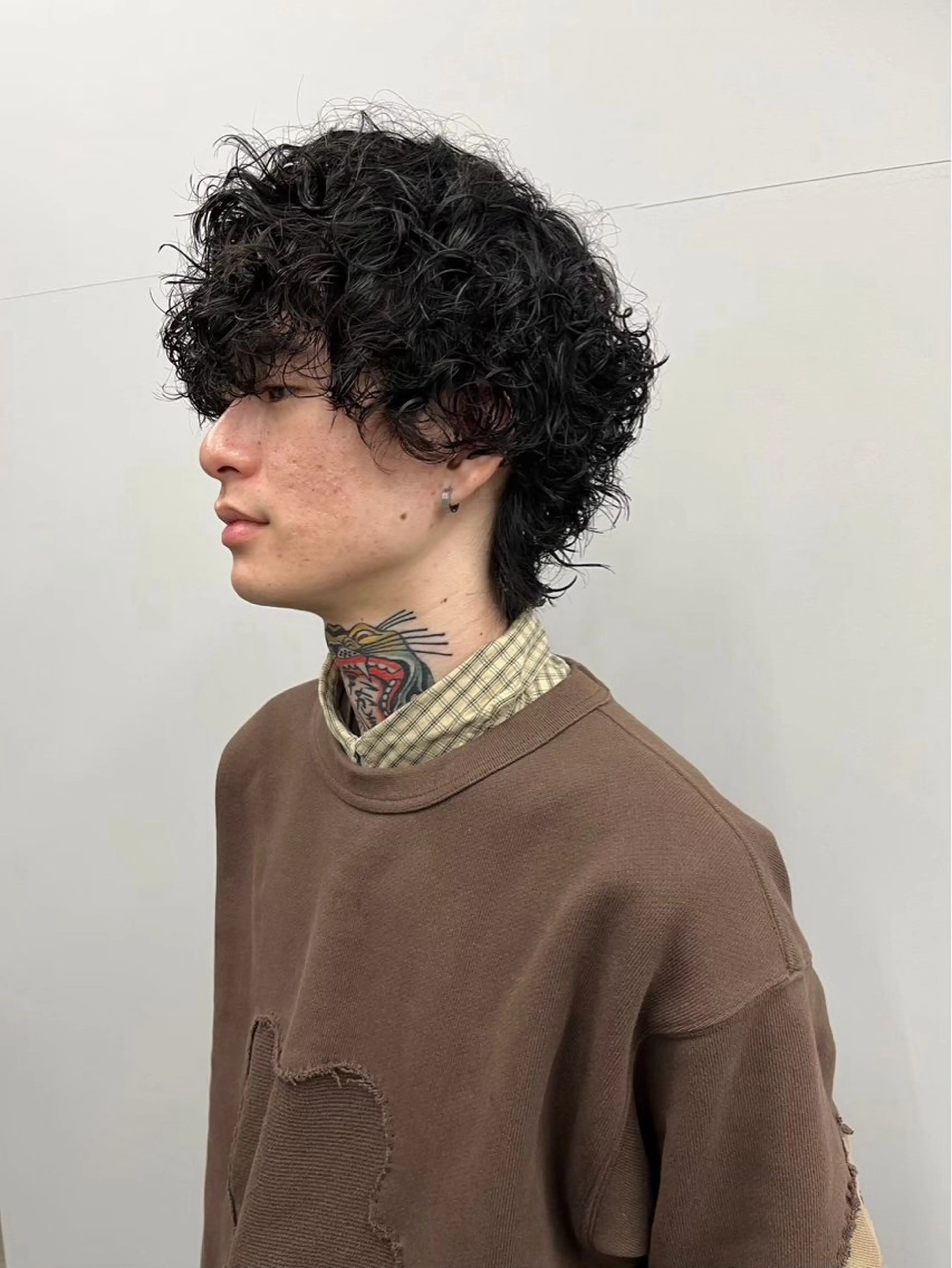 ミディアム パーマ メンズ ミディアムパーマ メンズパーマ プードルパーマ プードルパーマ カット パーマ ニュアンスパーマ/ ウルフ/ときなのヘアスタイル