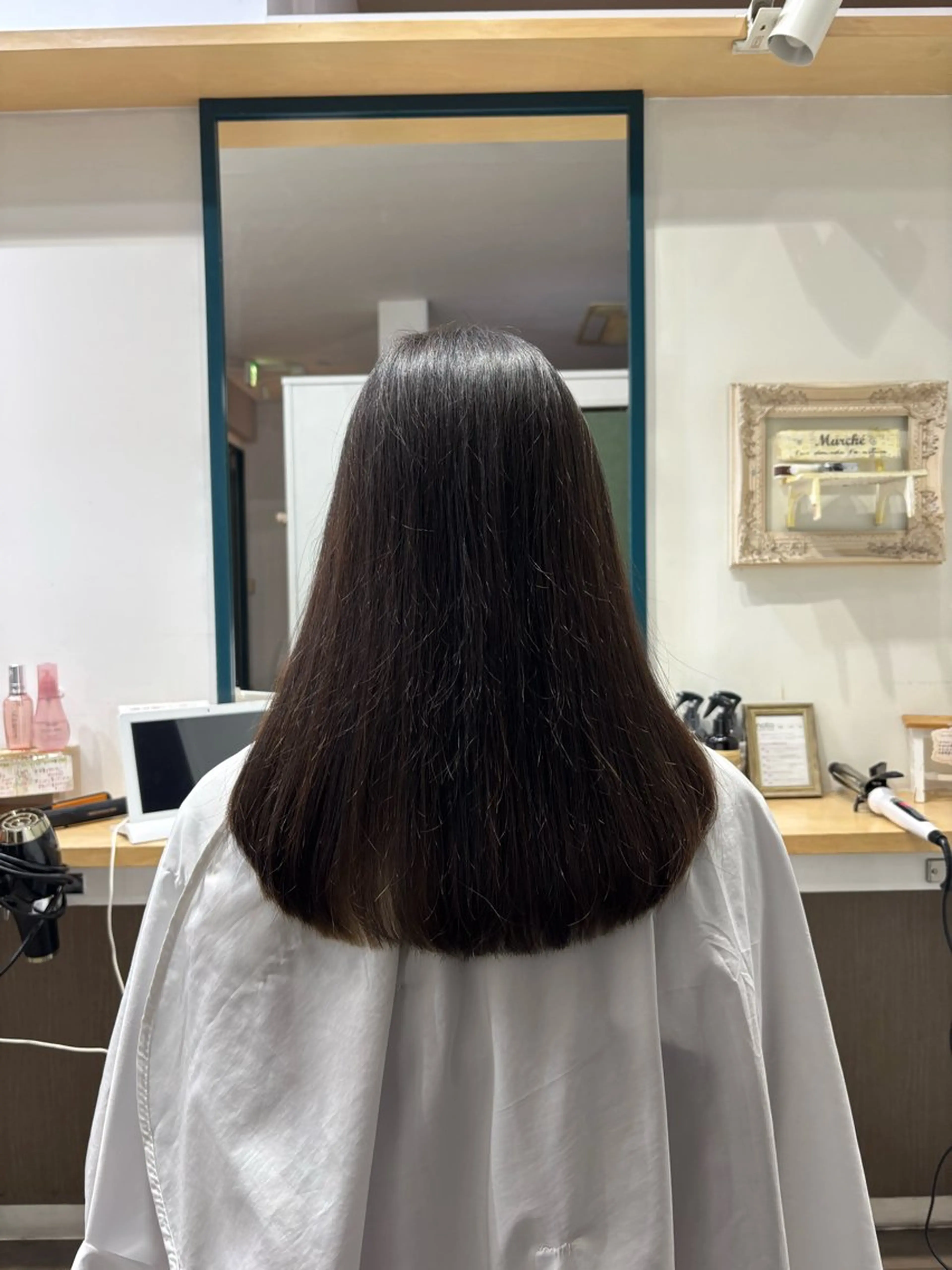 ミディアム L-blossom  北上尾店所属・飯岡 セナのヘアスタイル