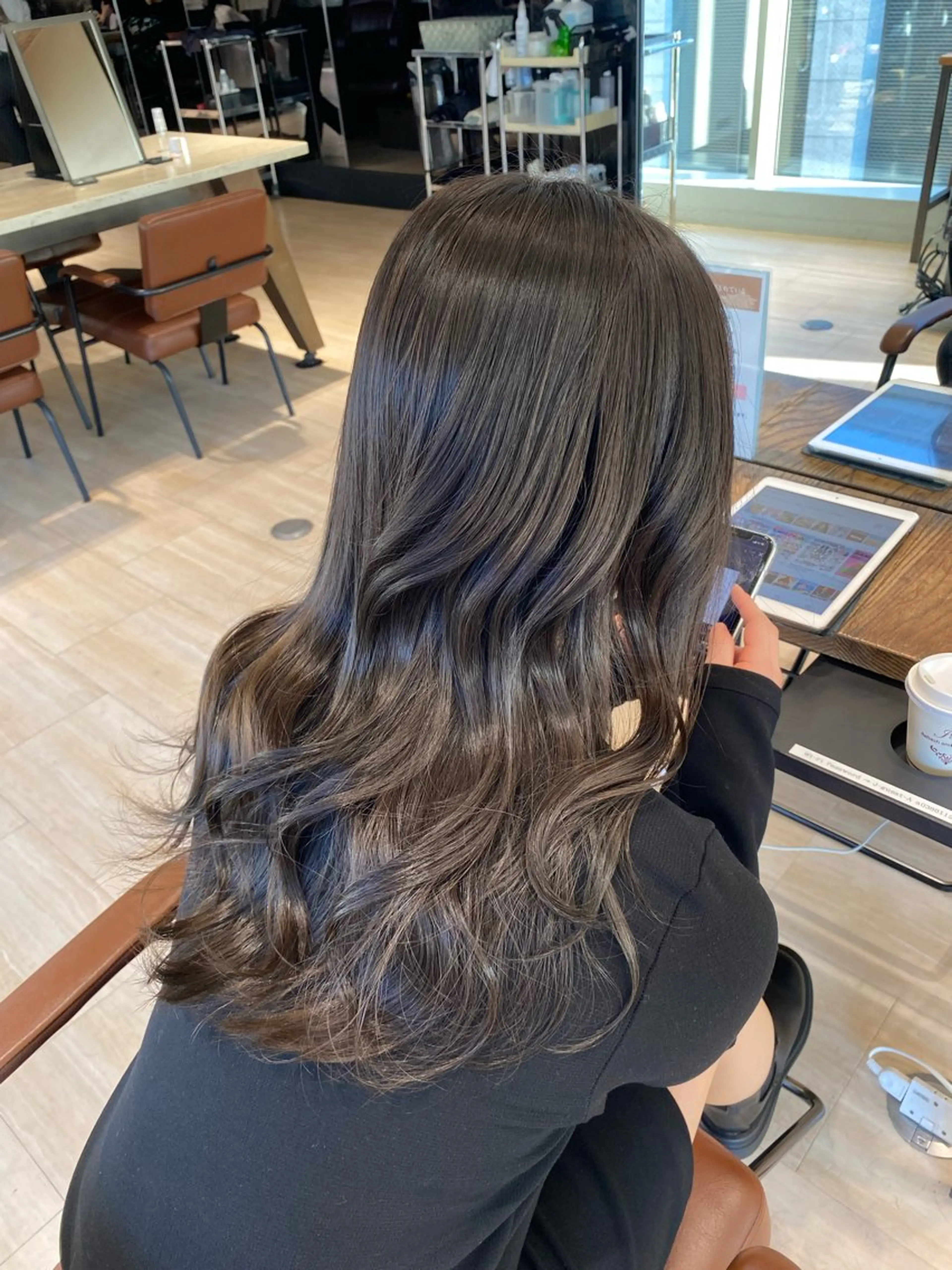 セミロング パーマ 髙木美緒🌿 レイヤー/アレンジのヘアスタイル